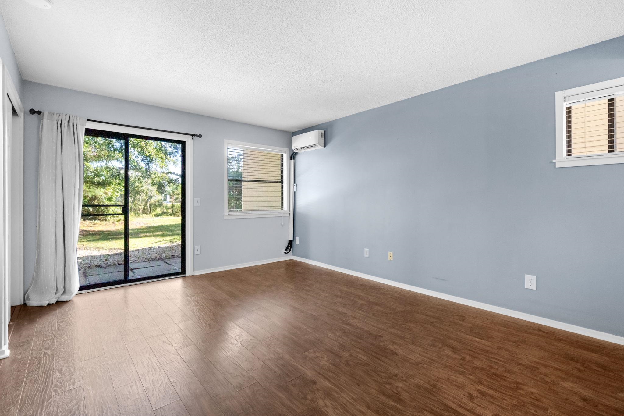 1025 Plantation Dr. Property Photo 21