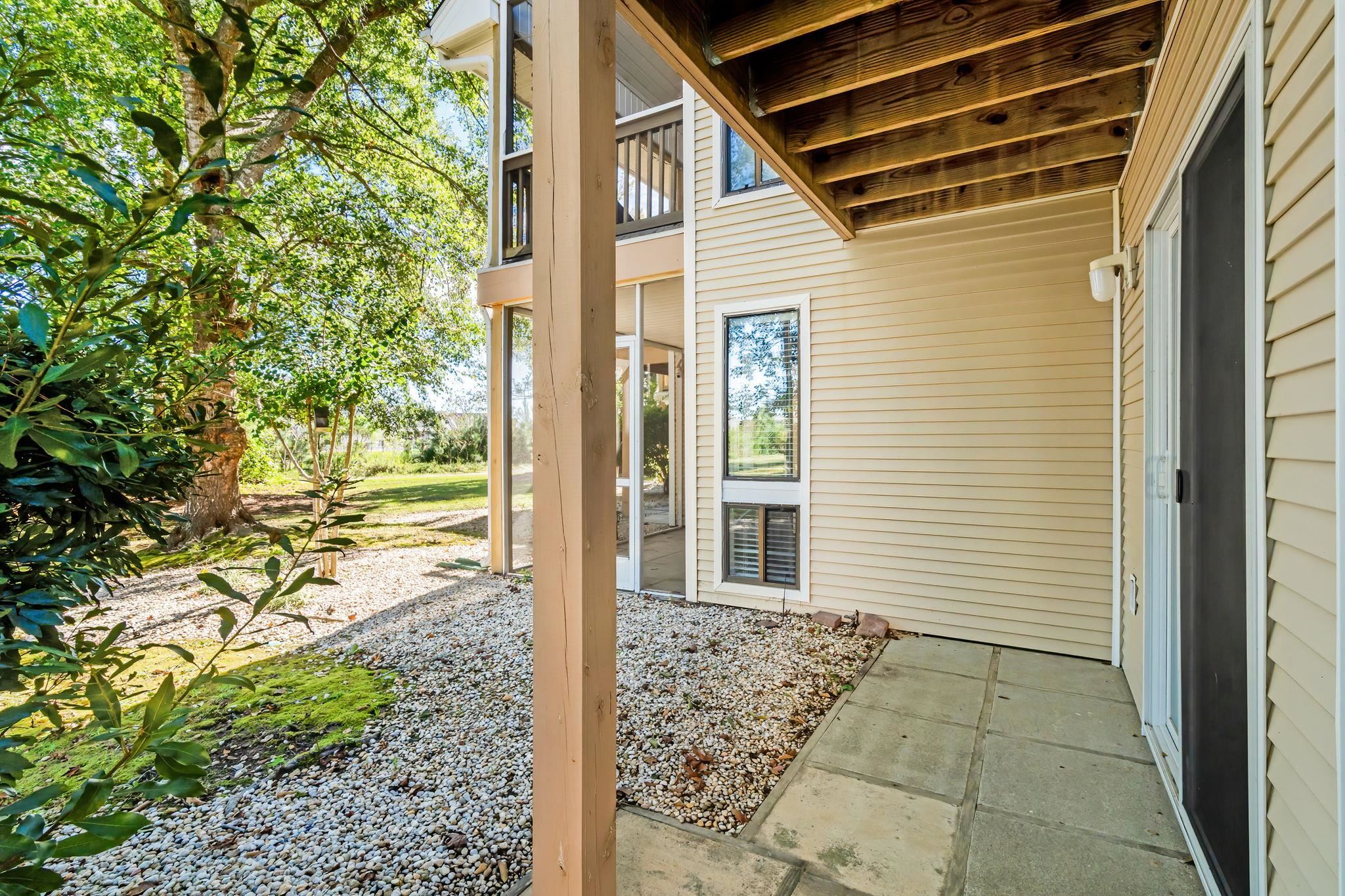 1025 Plantation Dr. Property Photo 34