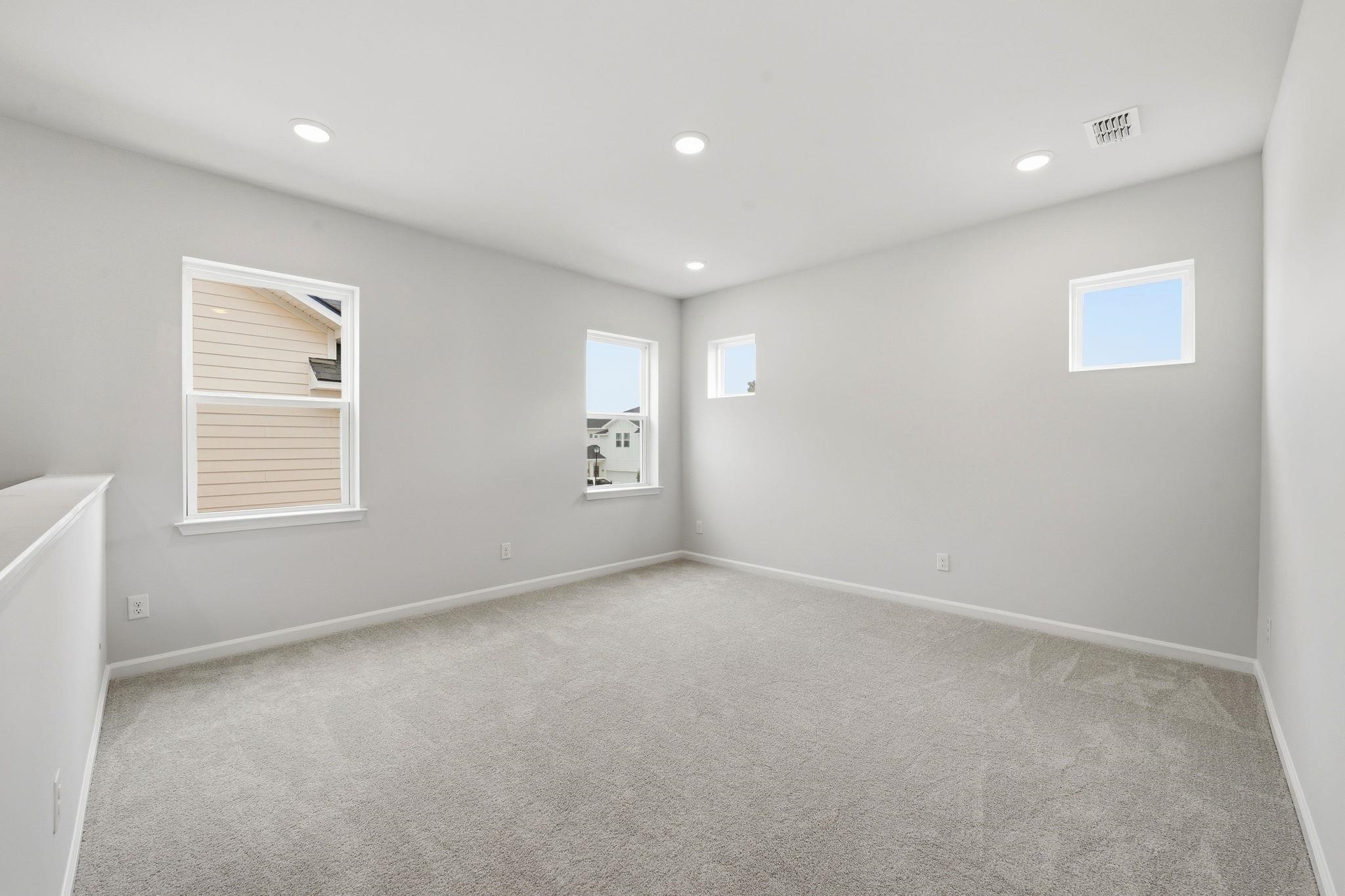 532 Waters Edge Dr. Property Photo 15