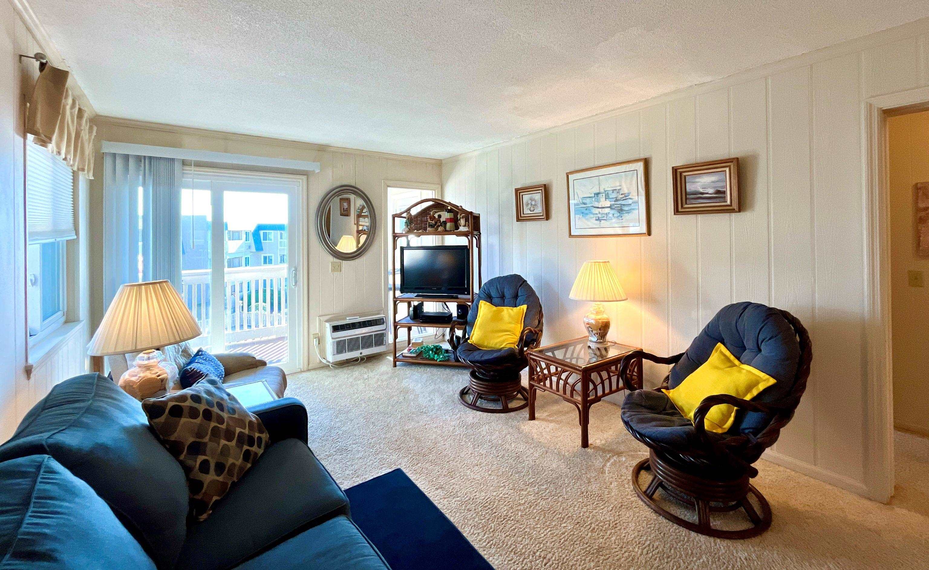 9660 Shore Dr. Property Photo 7