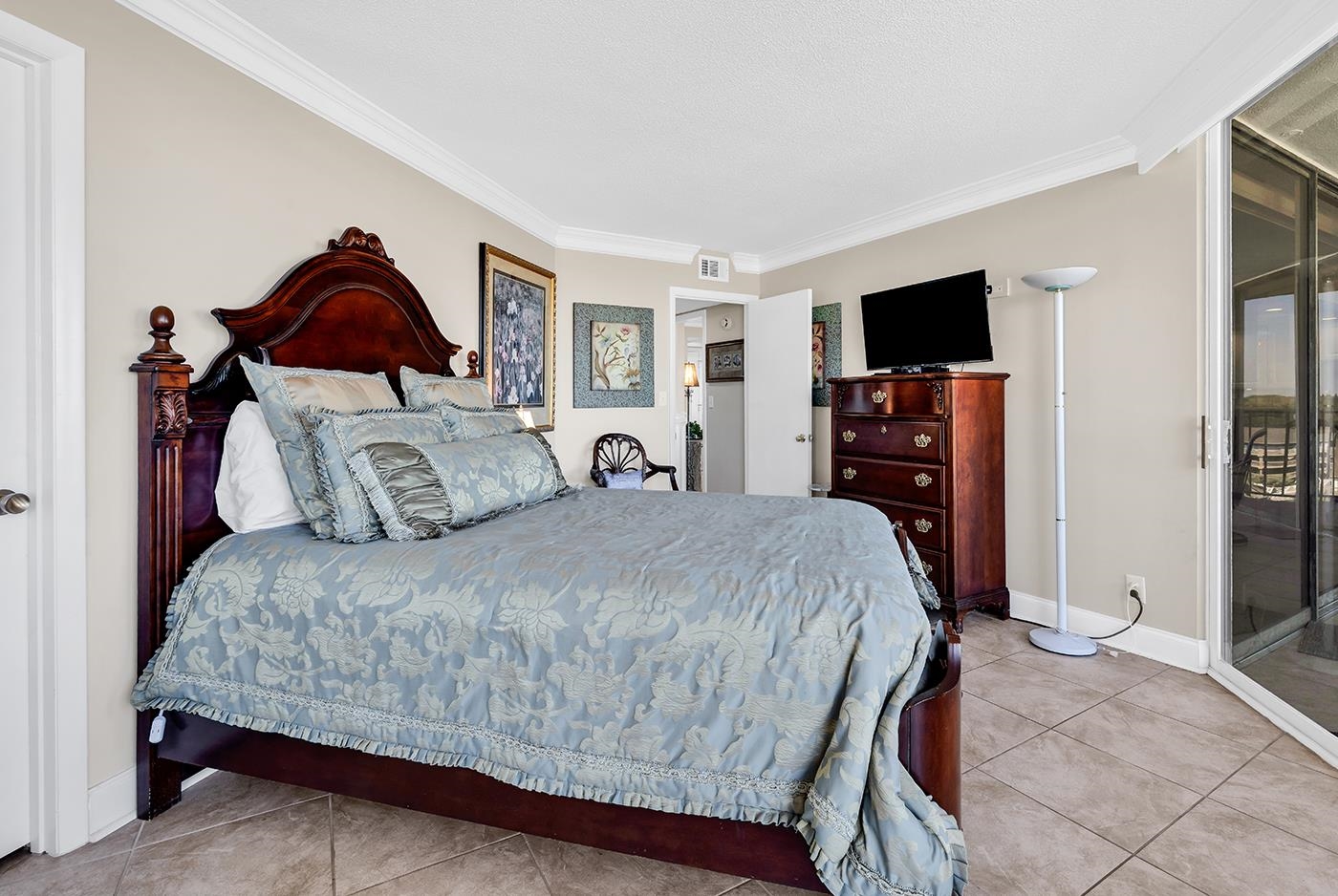 9650 Shore Dr. Property Photo 24