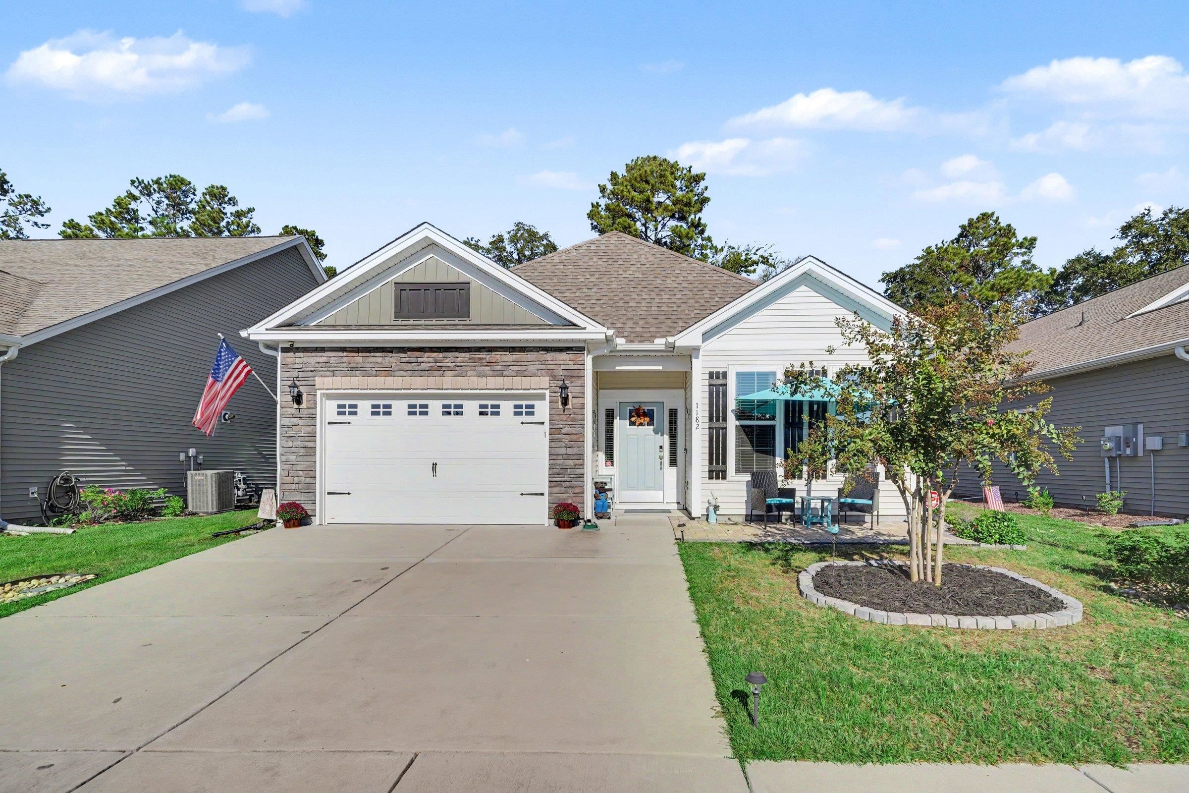 1182 Pyxie Moss Dr. Property Photo 1