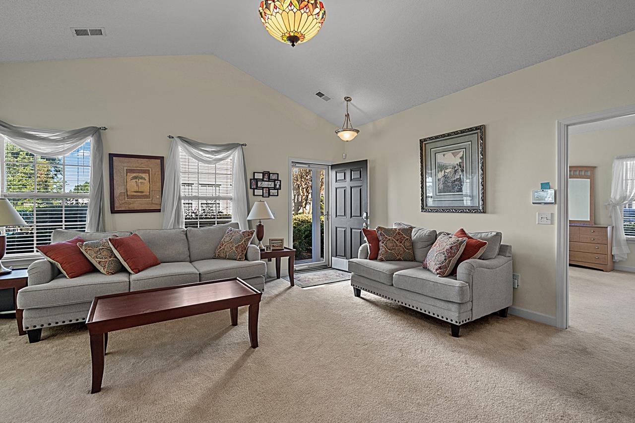 430 Deerfield Links Dr. Property Photo 6