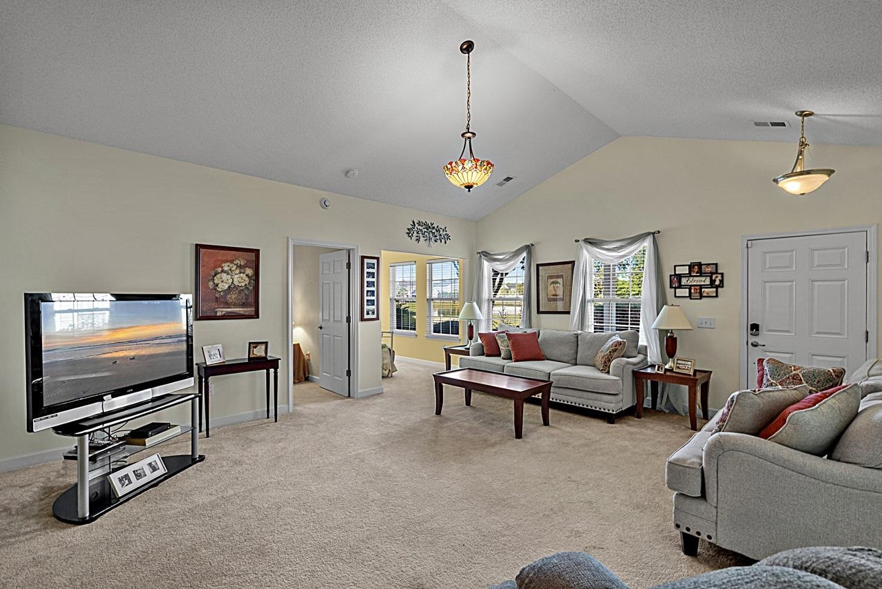 430 Deerfield Links Dr. Property Photo 8