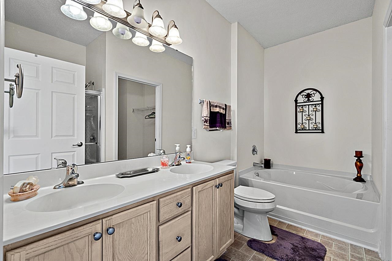 430 Deerfield Links Dr. Property Photo 24