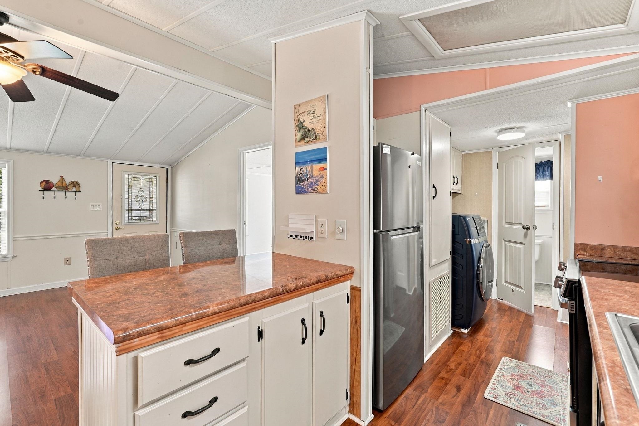 123 Queens Rd. Property Photo 11