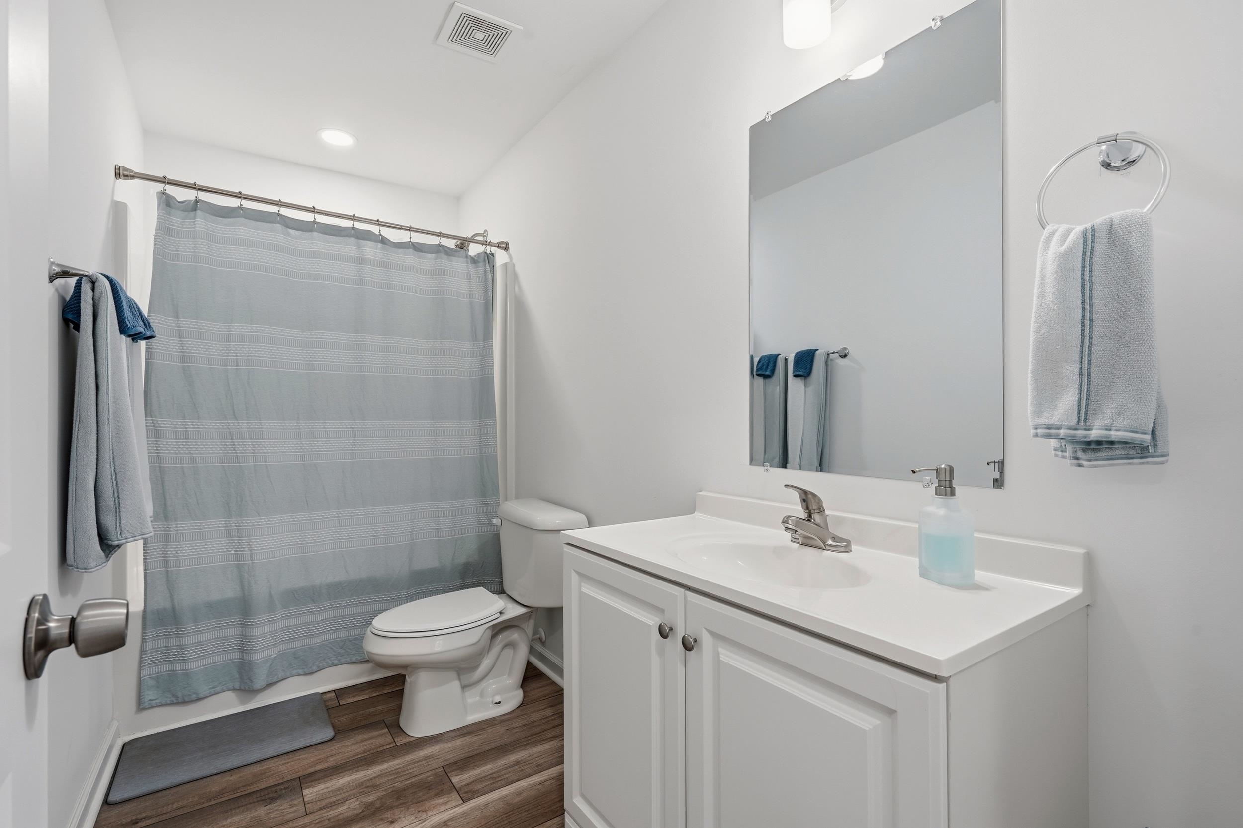 337 Bayview Dr. Property Photo 13