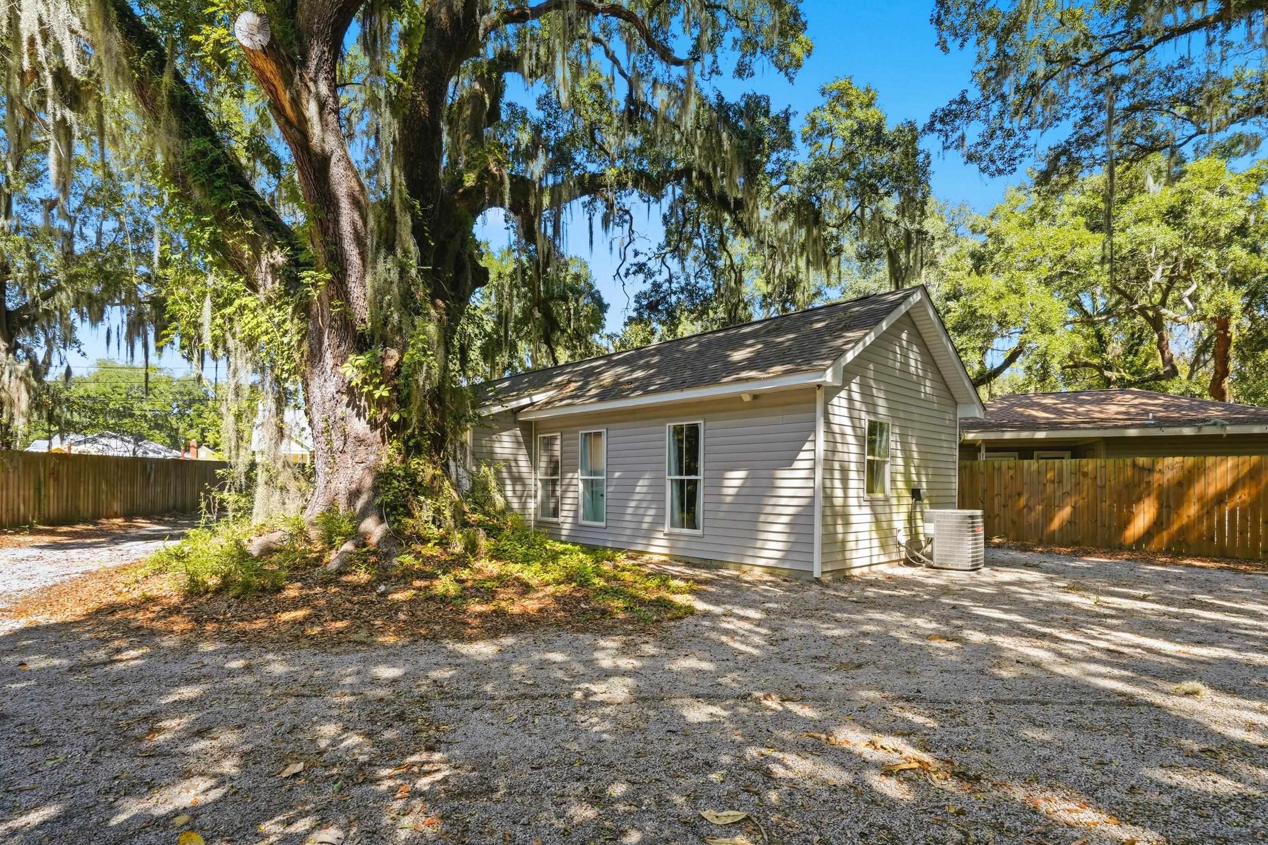 337 Bayview Dr. Property Photo 19