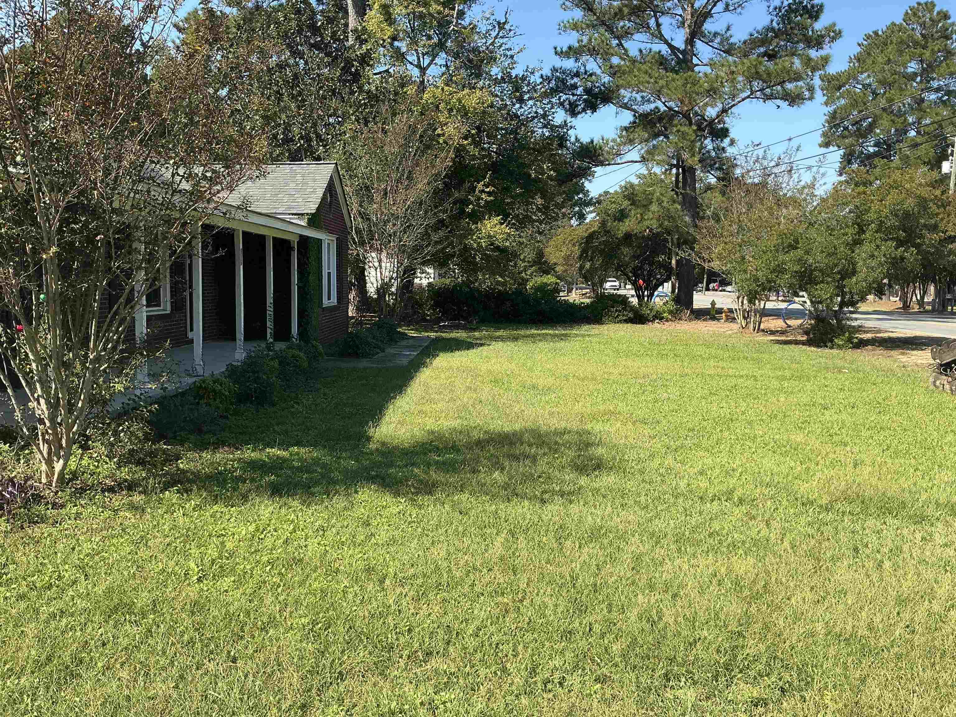 616 E Hampton St. Property Photo 2
