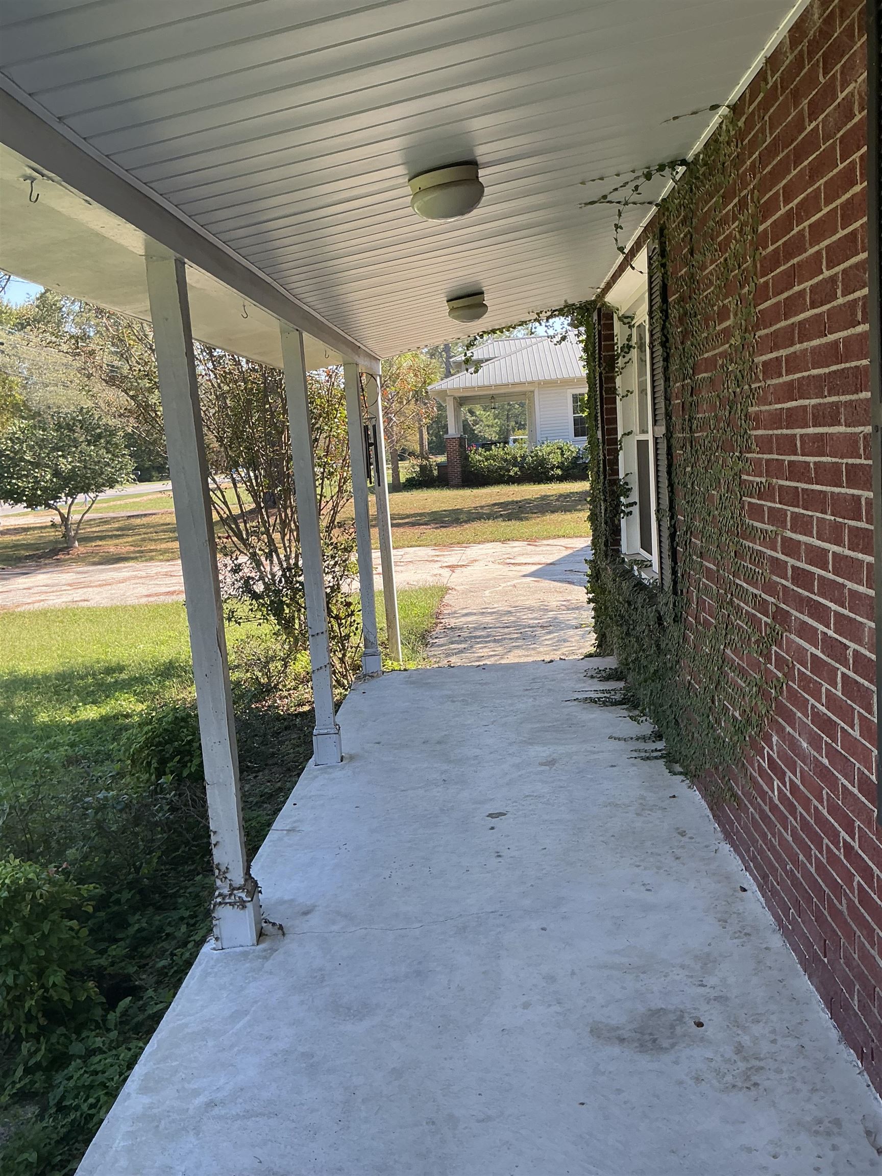 616 E Hampton St. Property Photo 7