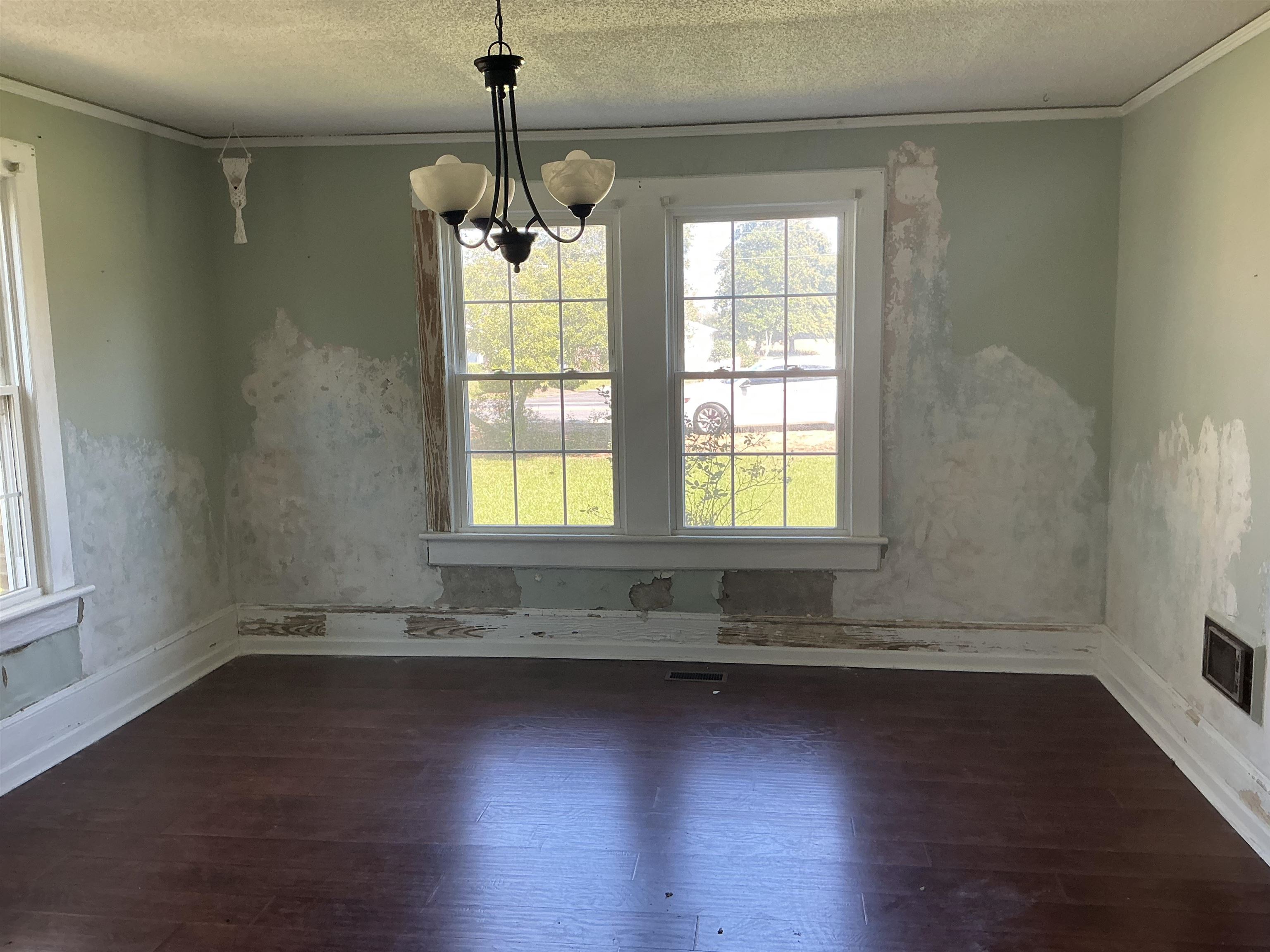616 E Hampton St. Property Photo 17