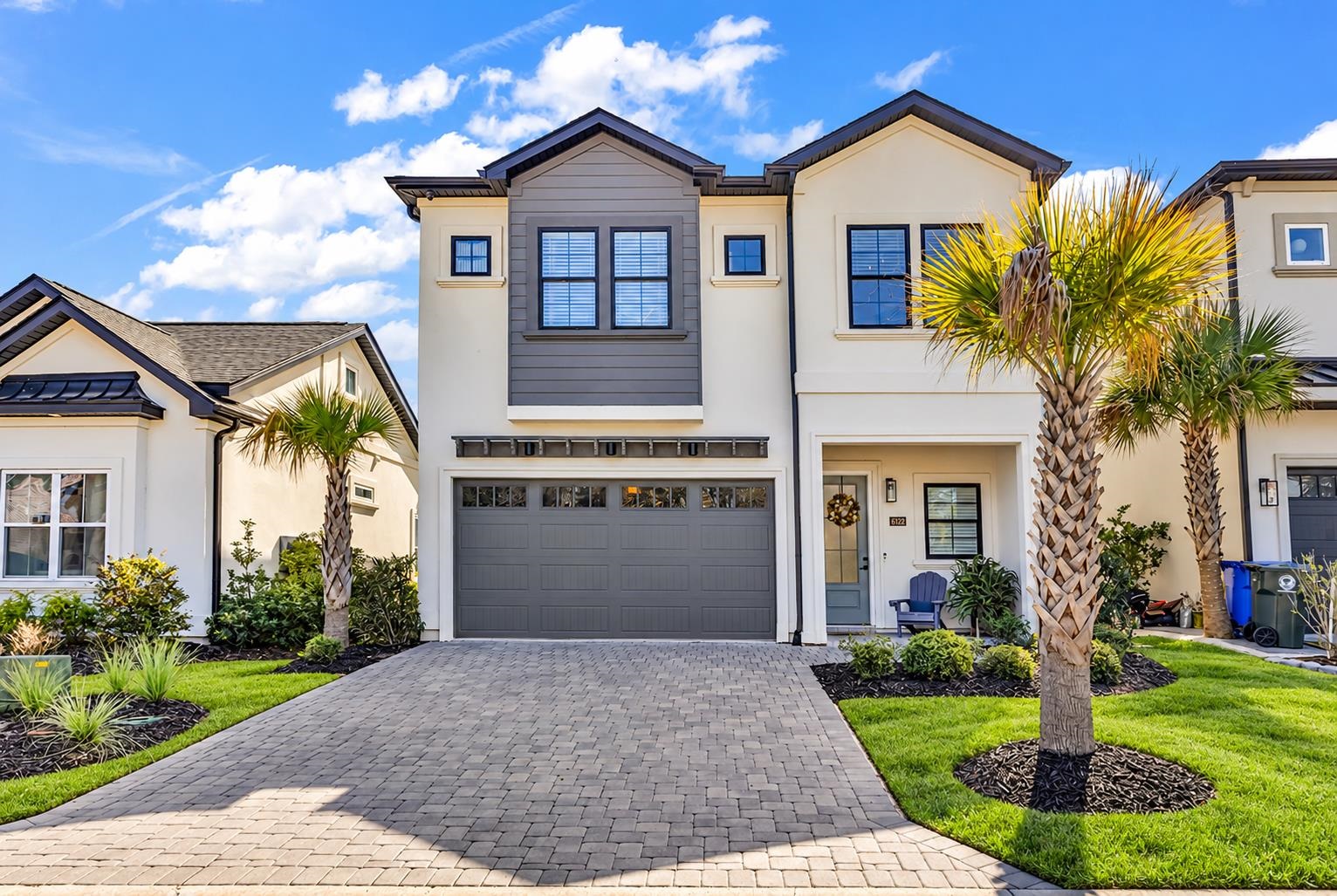 6722 Ocean Breeze Loop Property Photo 1