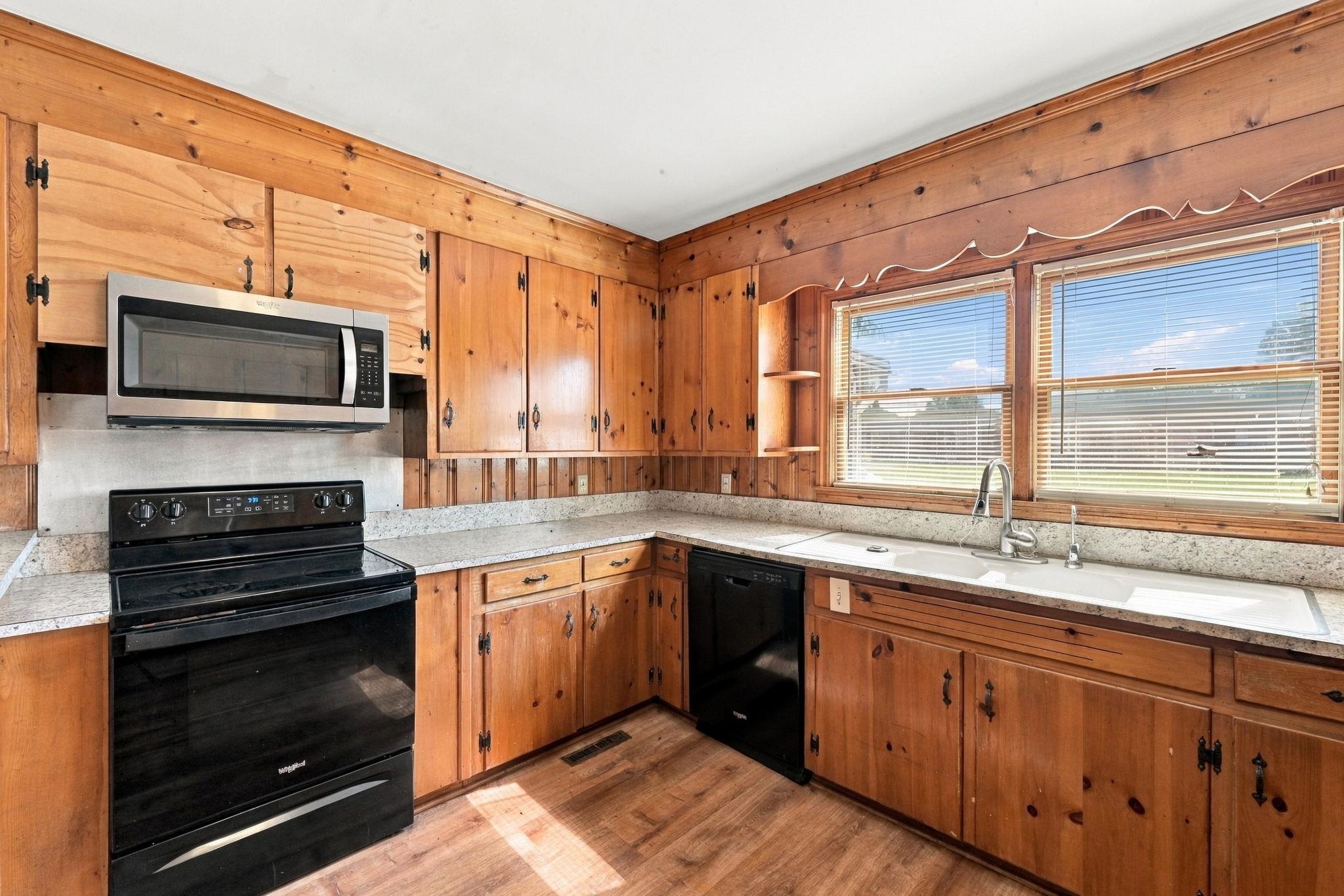4218 Poole Loop Property Photo 19