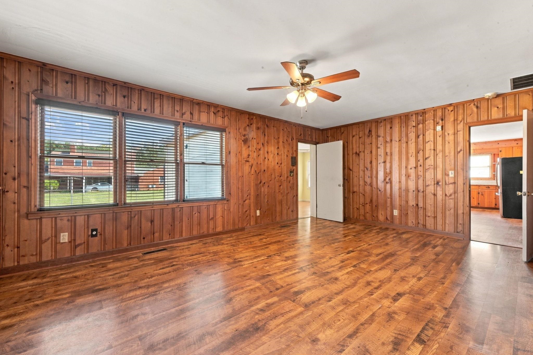 4218 Poole Loop Property Photo 25