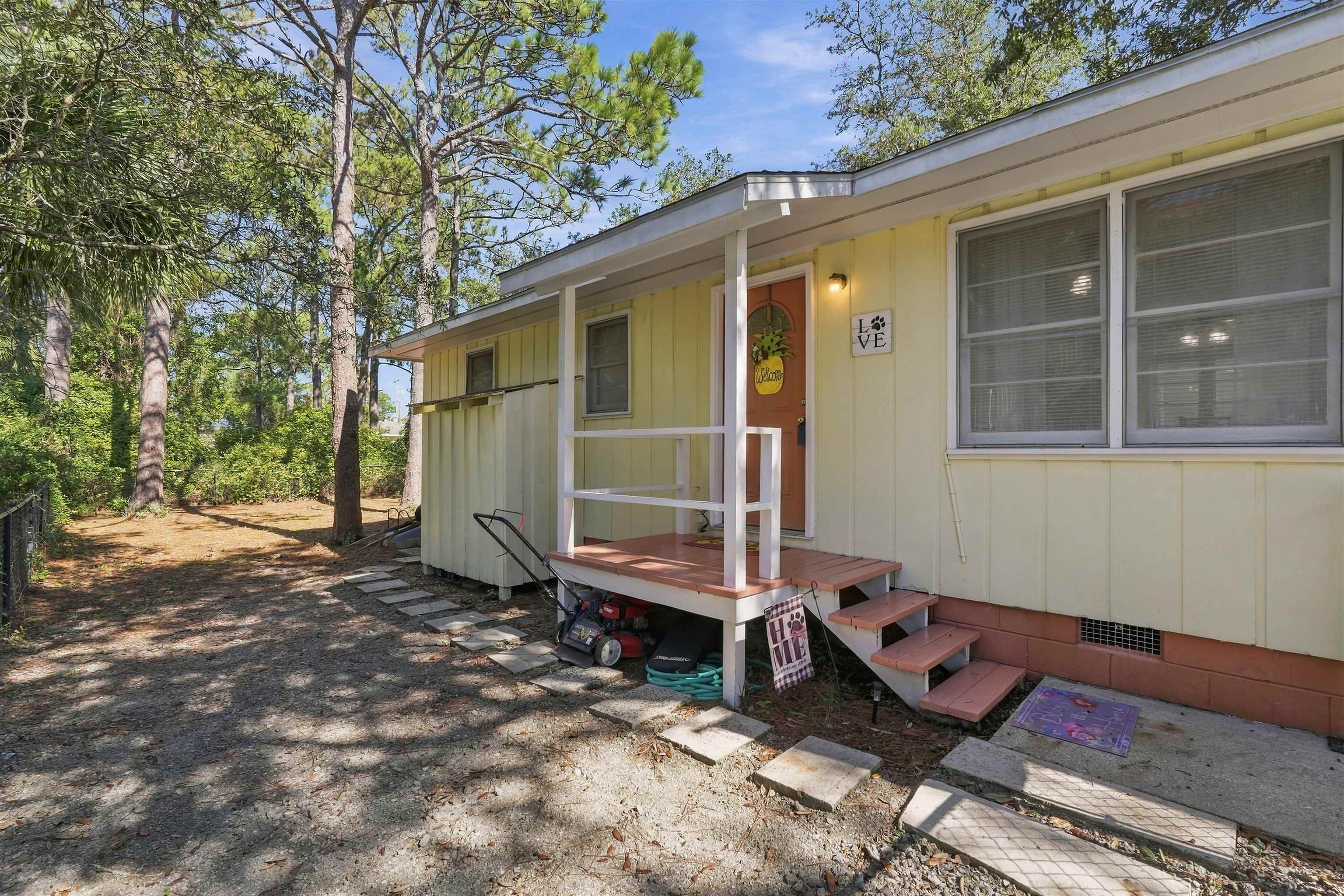 1618 Hillside Dr. S Property Photo 24