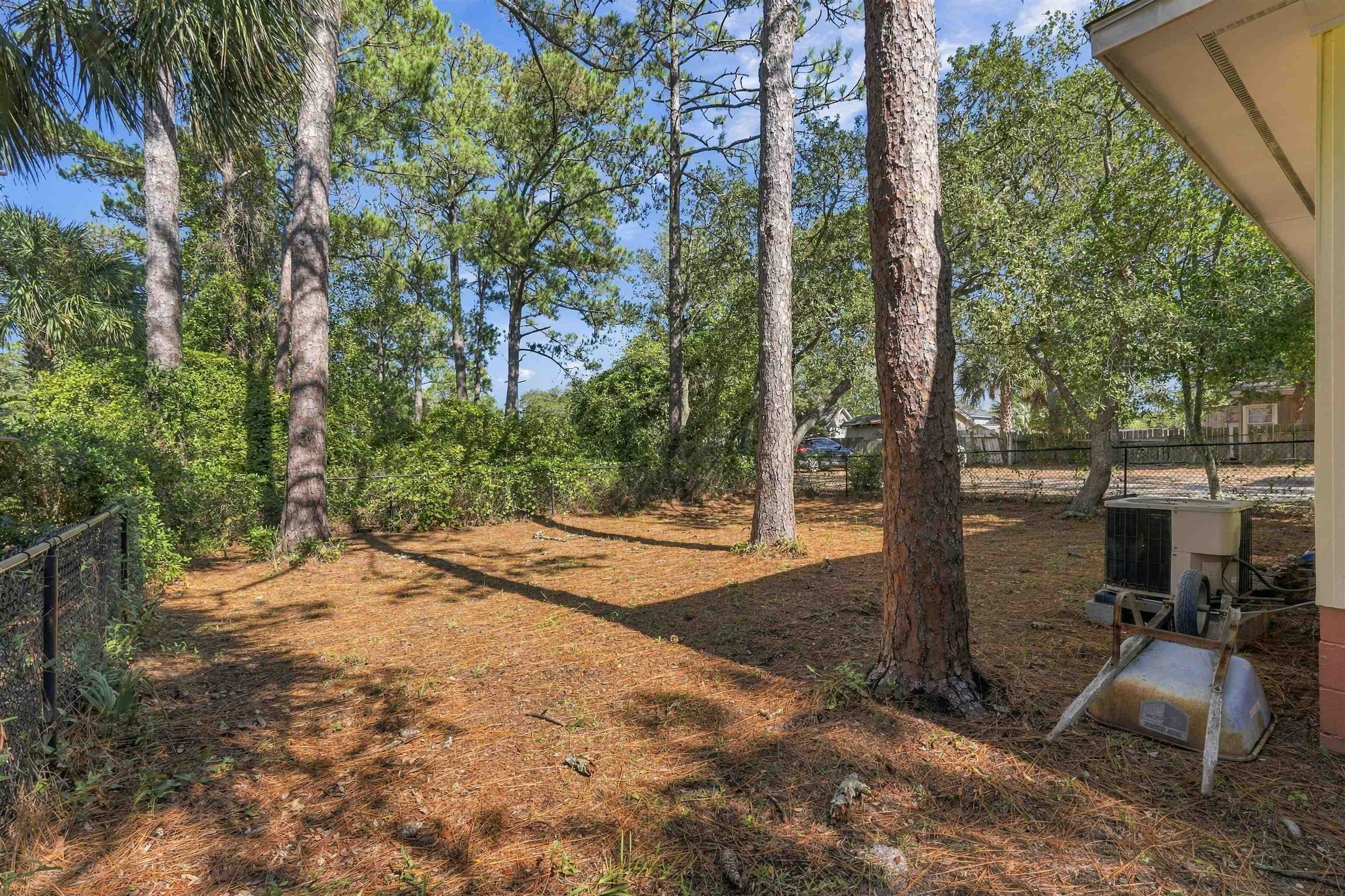 1618 Hillside Dr. S Property Photo 28