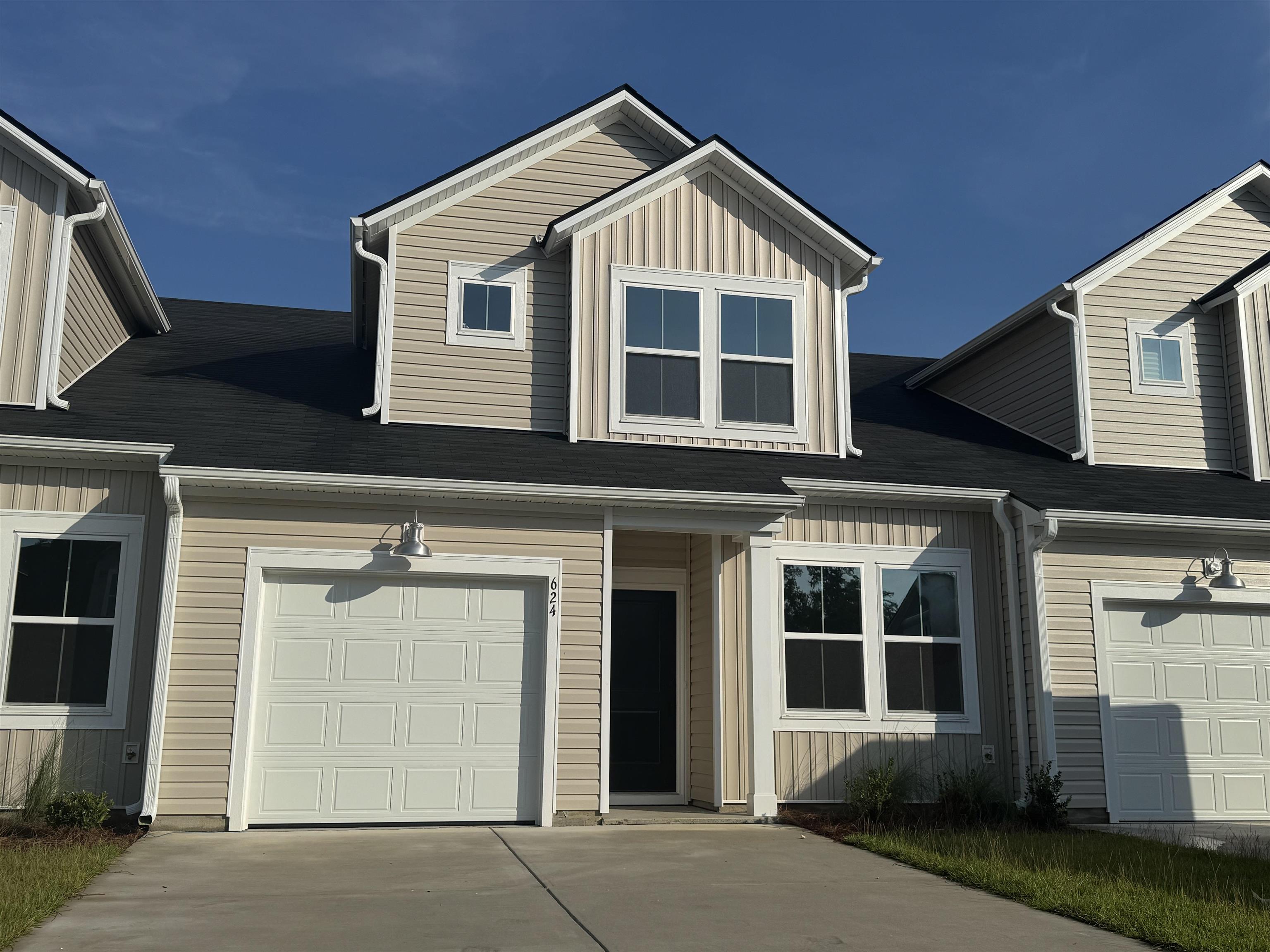 640 Heron Creek Way Property Photo 1