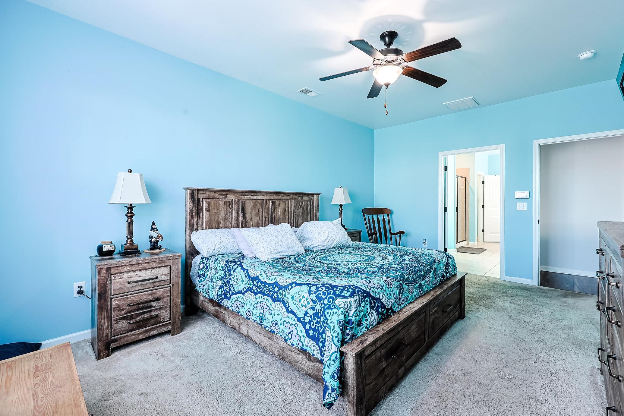 1076 Caprisia Loop Property Photo 11