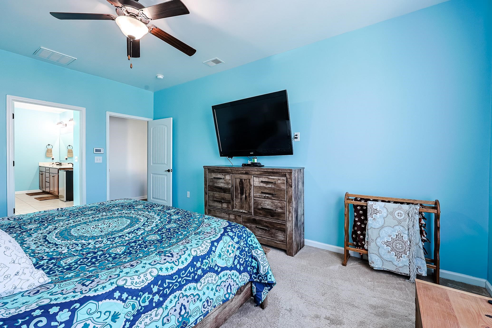 1076 Caprisia Loop Property Photo 12