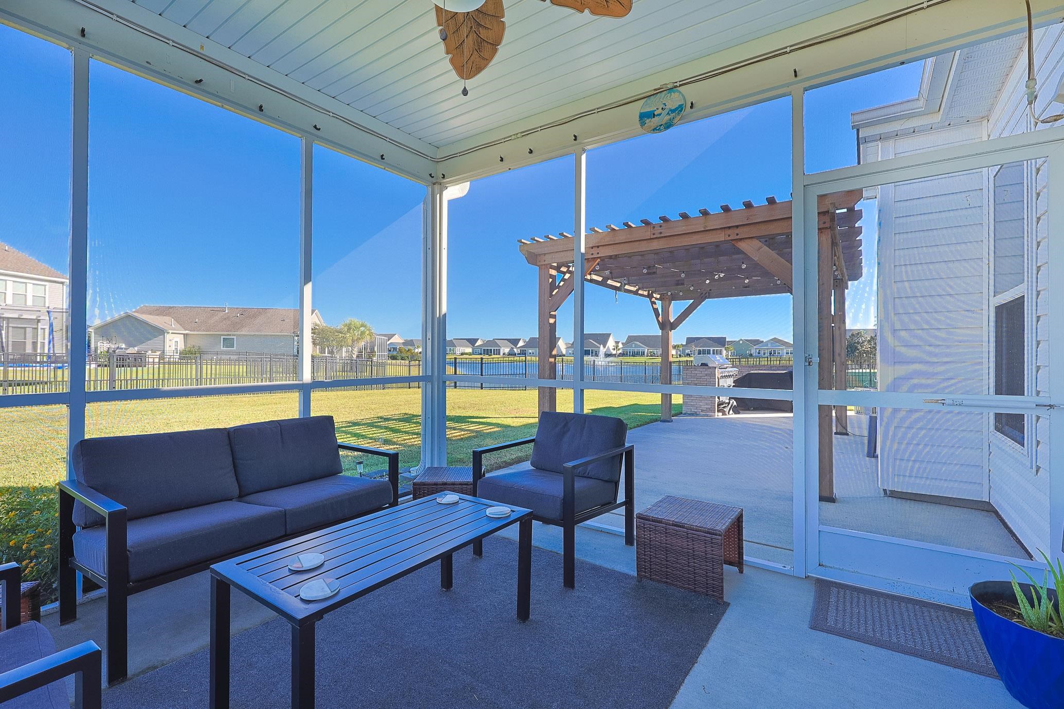 1076 Caprisia Loop Property Photo 37