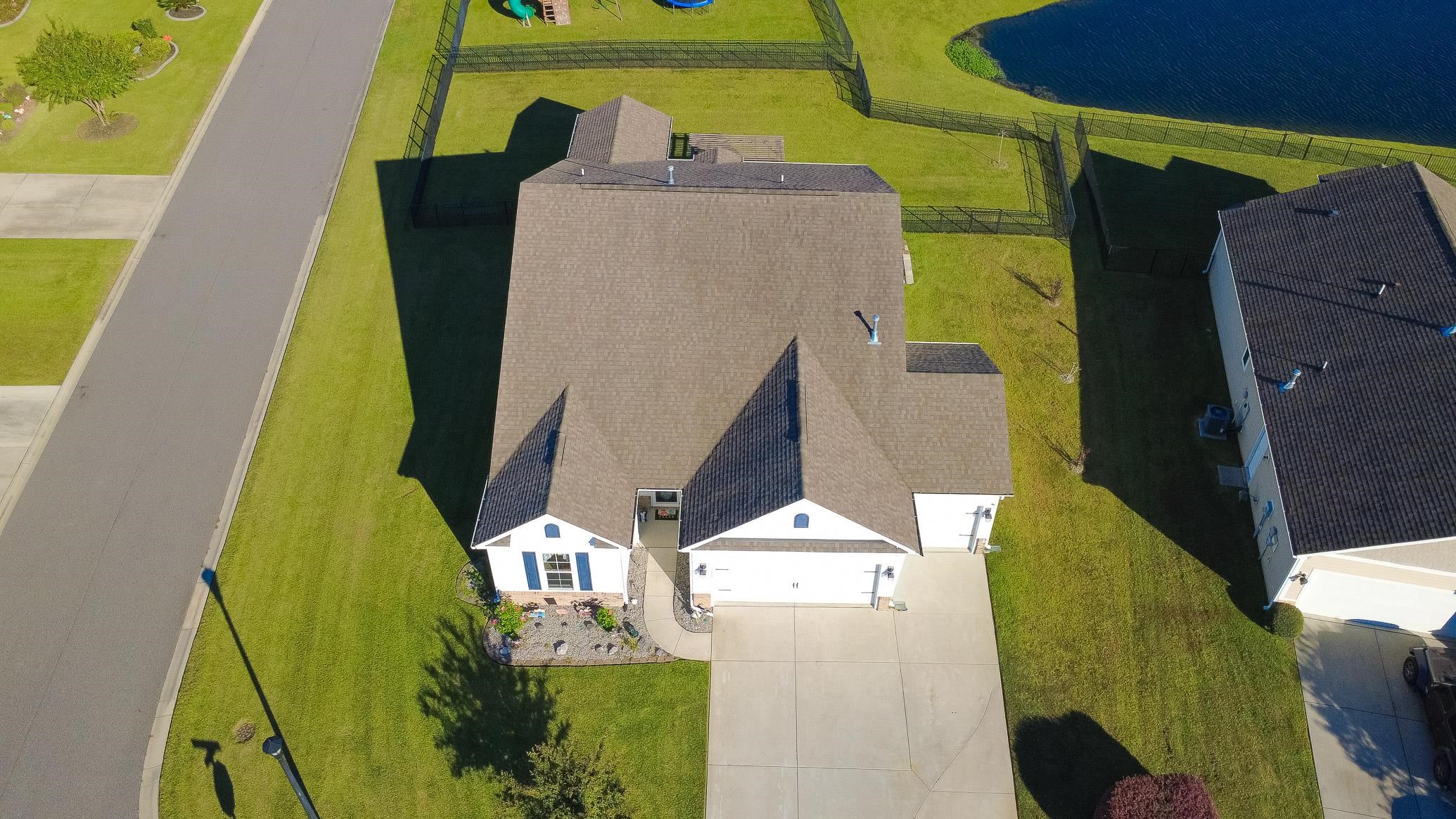 1076 Caprisia Loop Property Photo 54