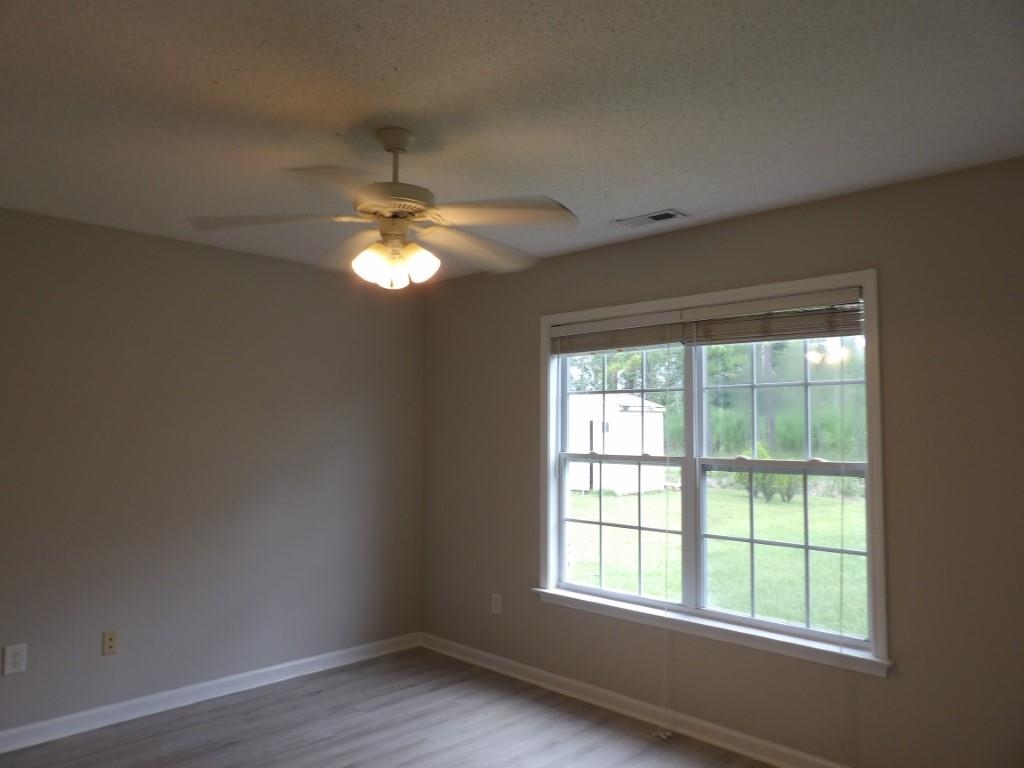 474 Andorra St. Property Photo 5