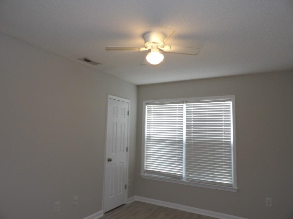 474 Andorra St. Property Photo 12