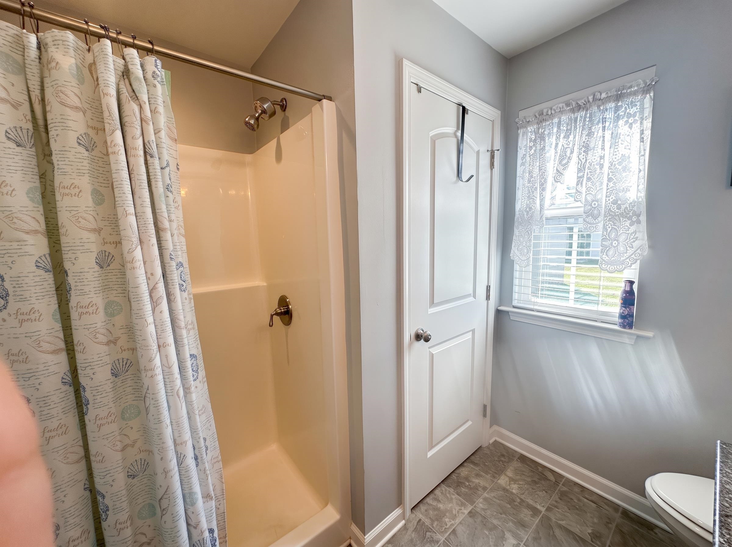 1817 Ambridge Dr. Property Photo 14