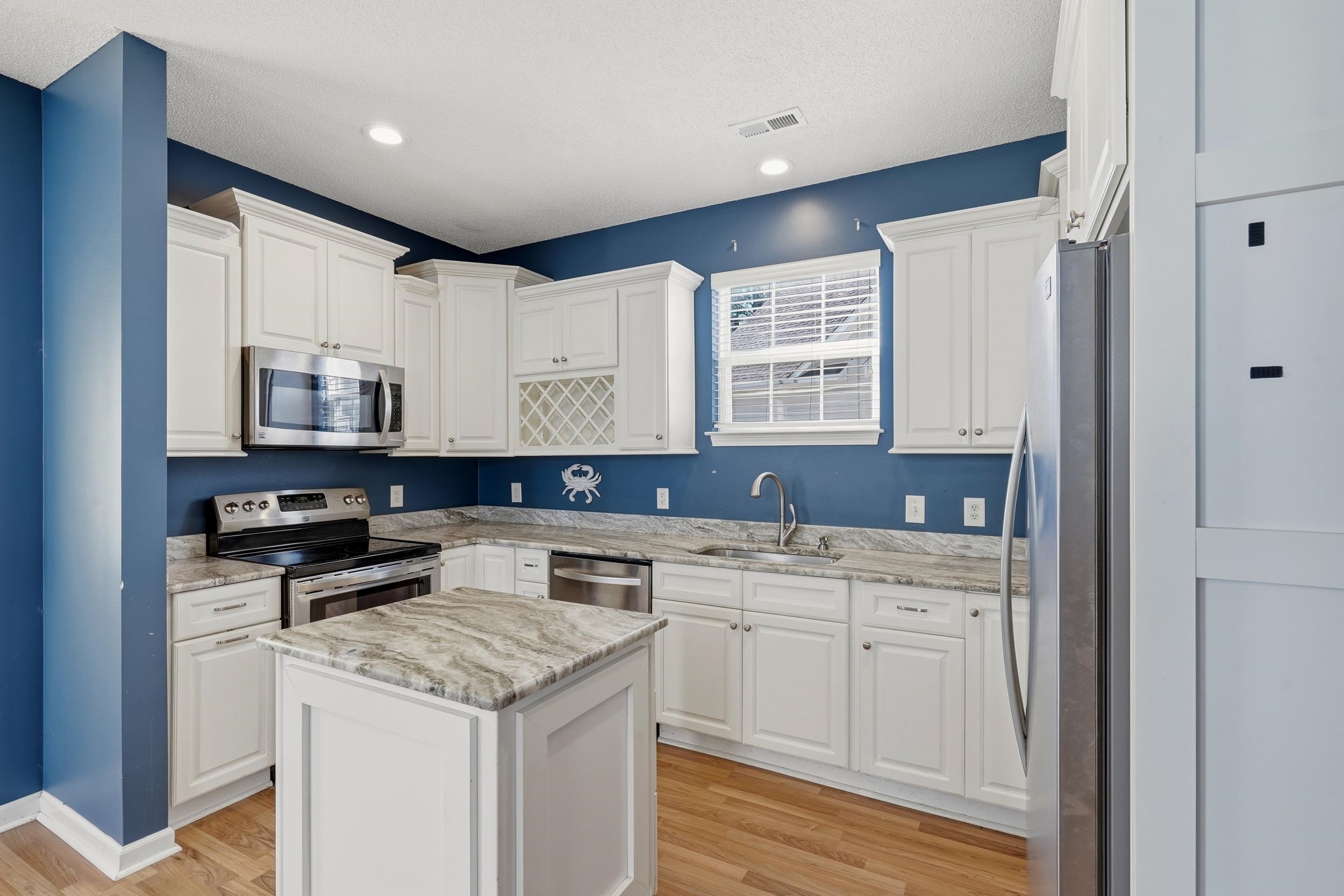3226 Gervais Ln. Property Photo 5