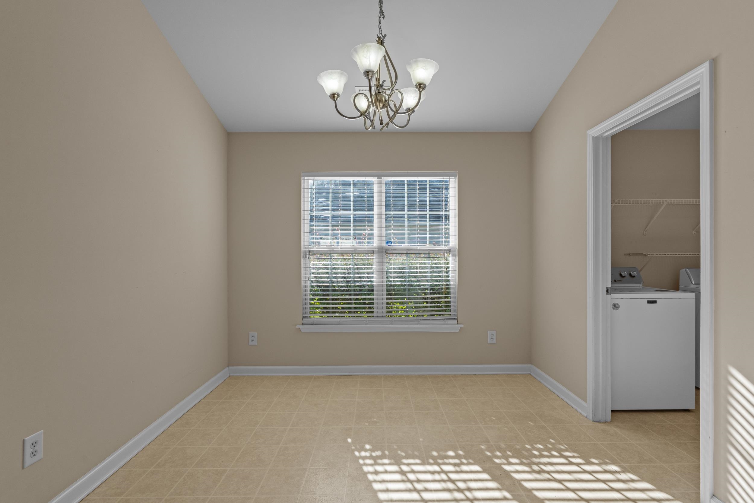 421 Kessinger Dr. Property Photo 25