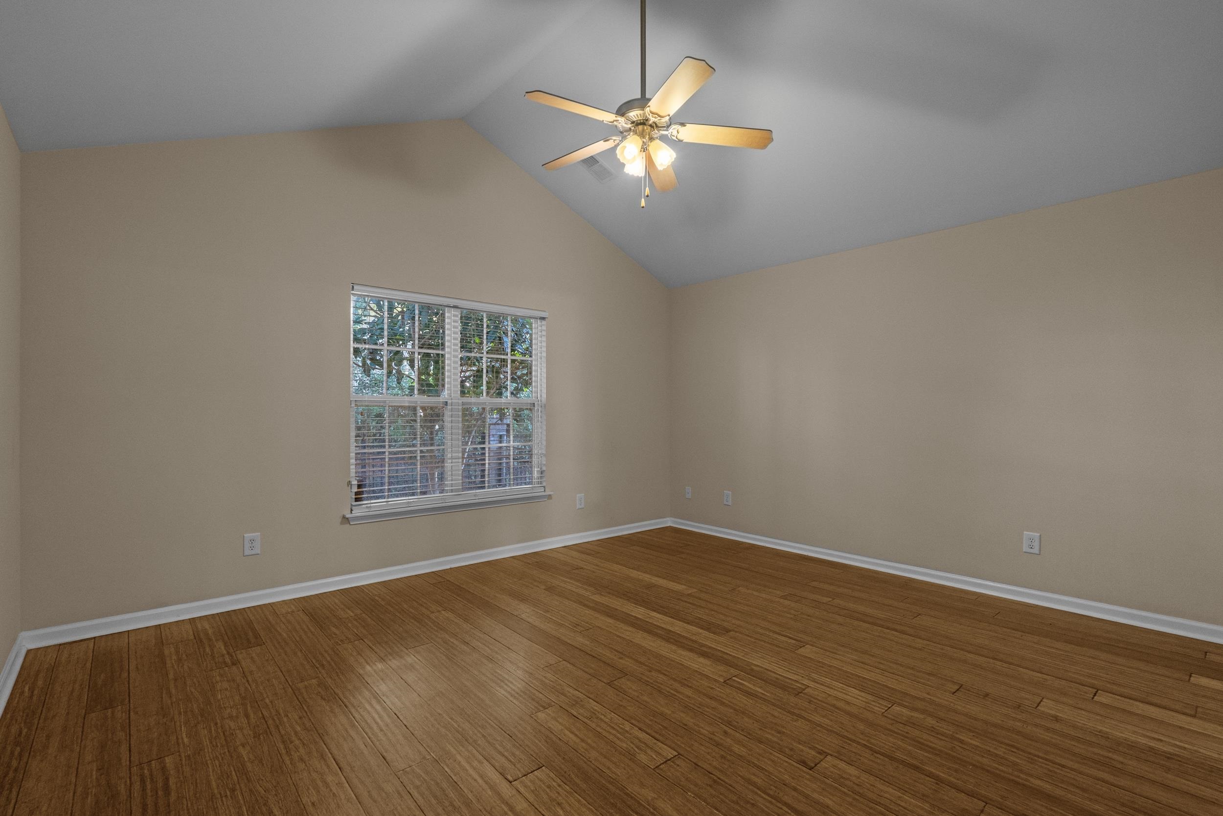 421 Kessinger Dr. Property Photo 42