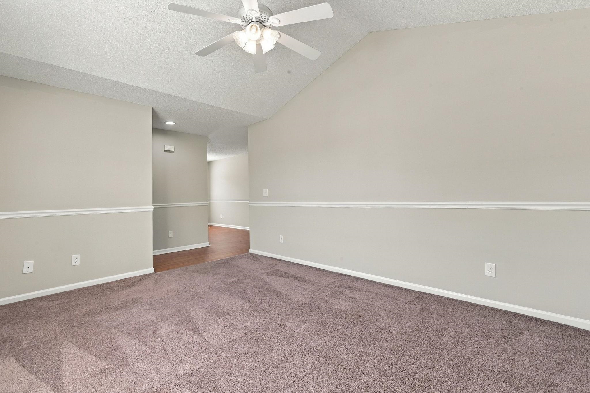 4303 Rivergate Ln. Property Photo 12