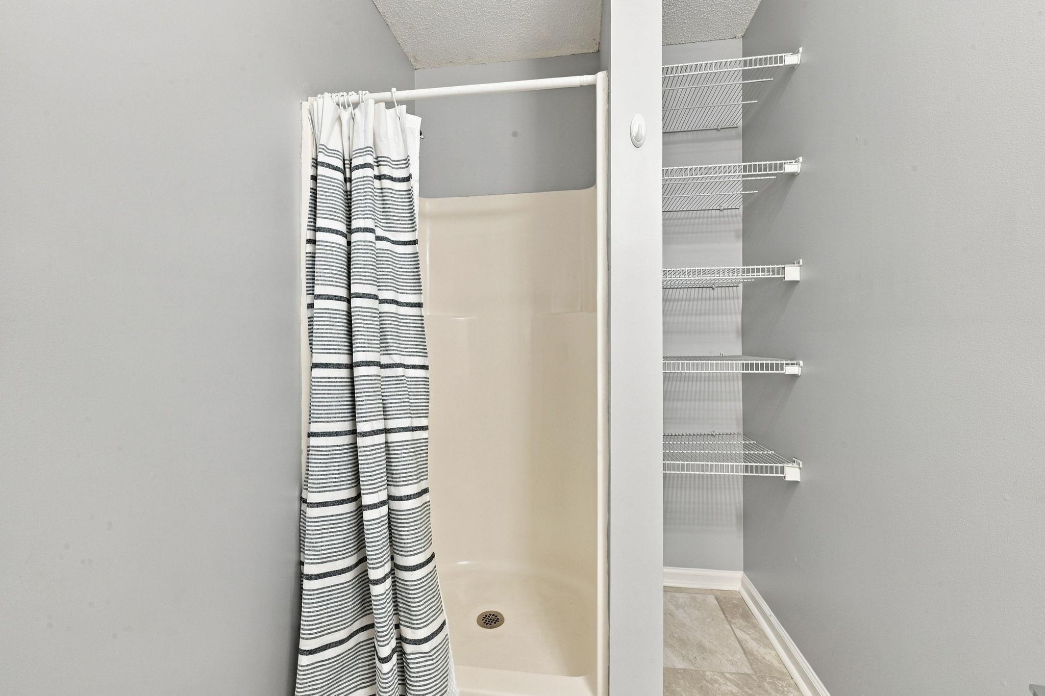 4303 Rivergate Ln. Property Photo 41