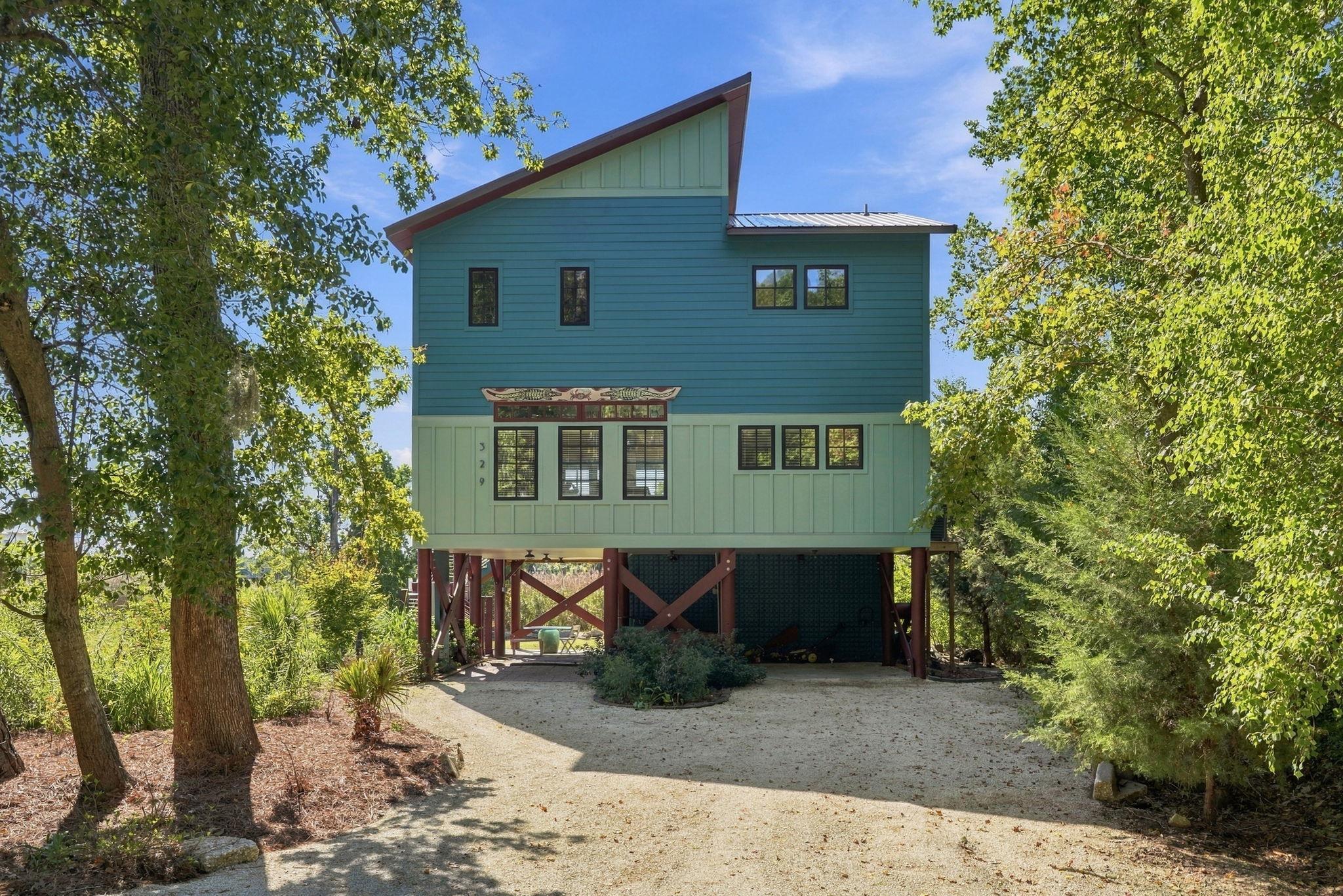 329 Kaufman St. Property Photo 1