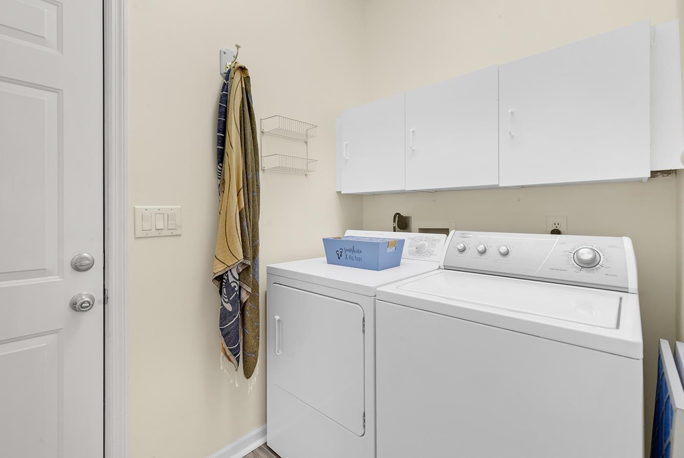 28 Opera Ct. Property Photo 5