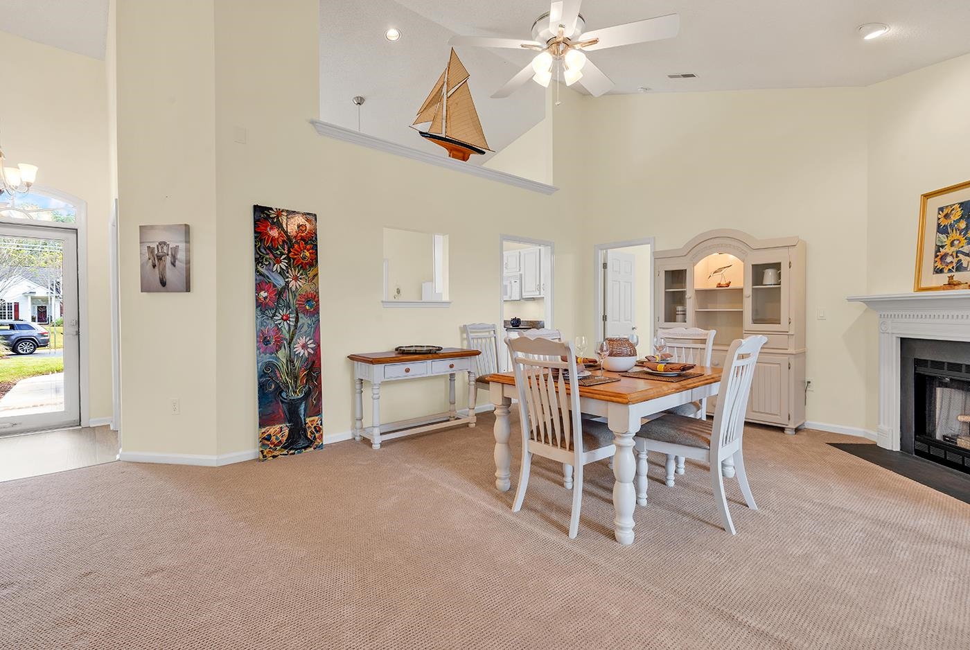 28 Opera Ct. Property Photo 7