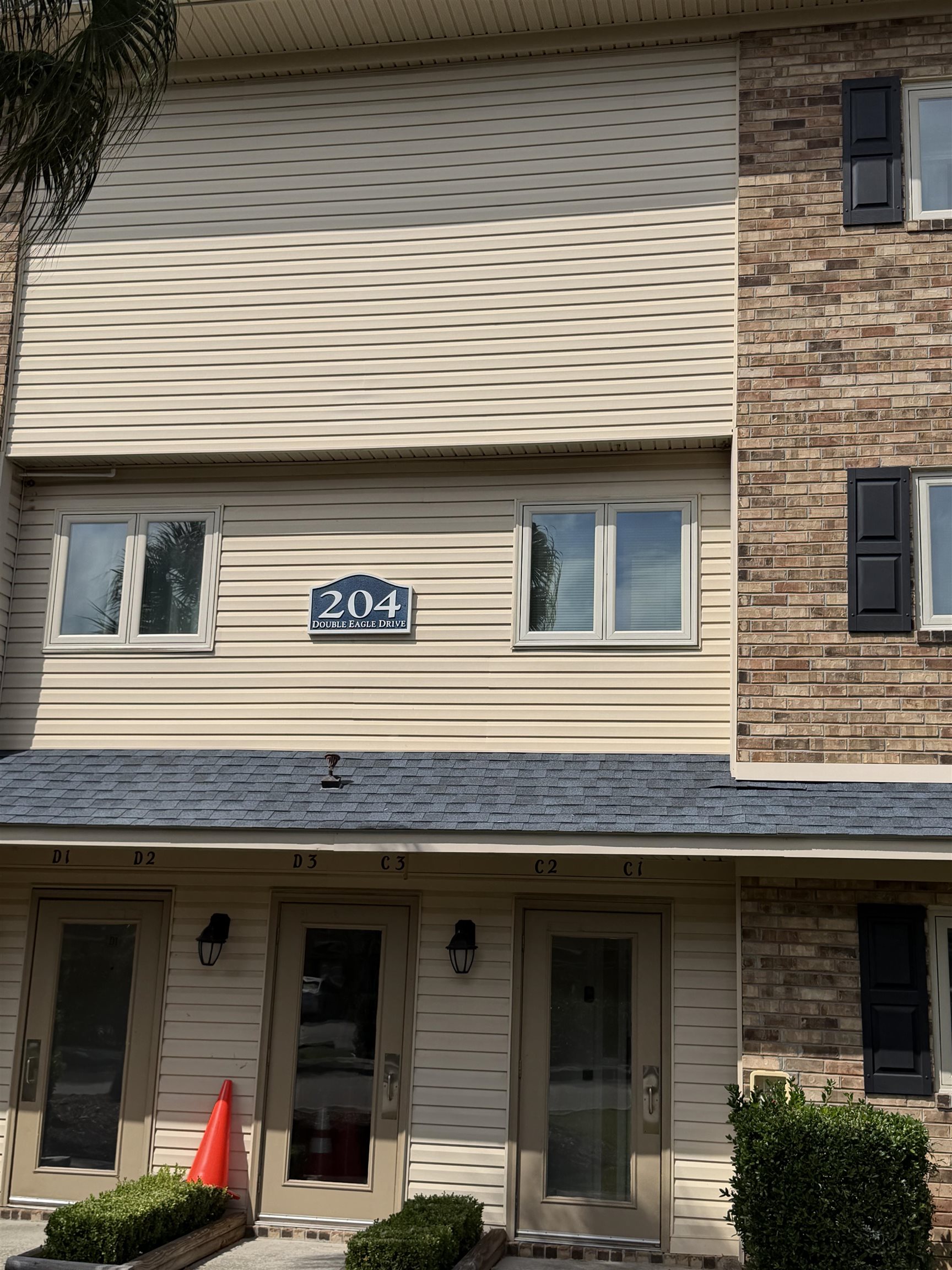 204 Double Eagle Dr. Property Photo 1