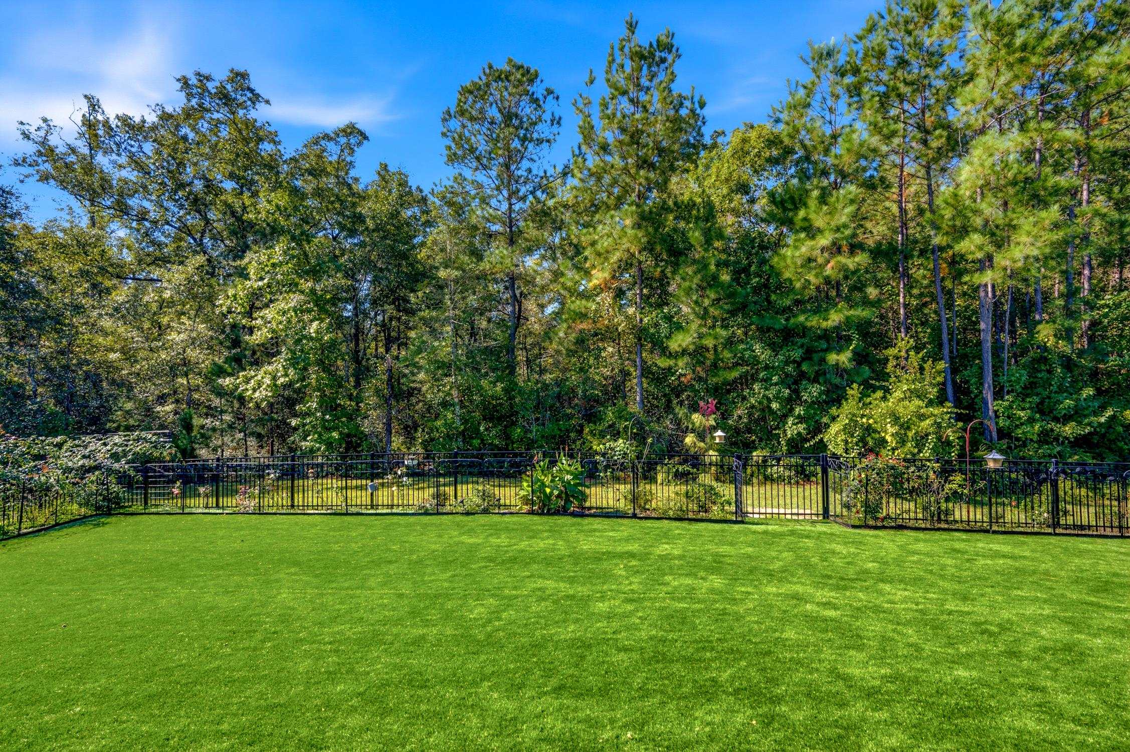 378 Hillwood Ct. Property Photo 7