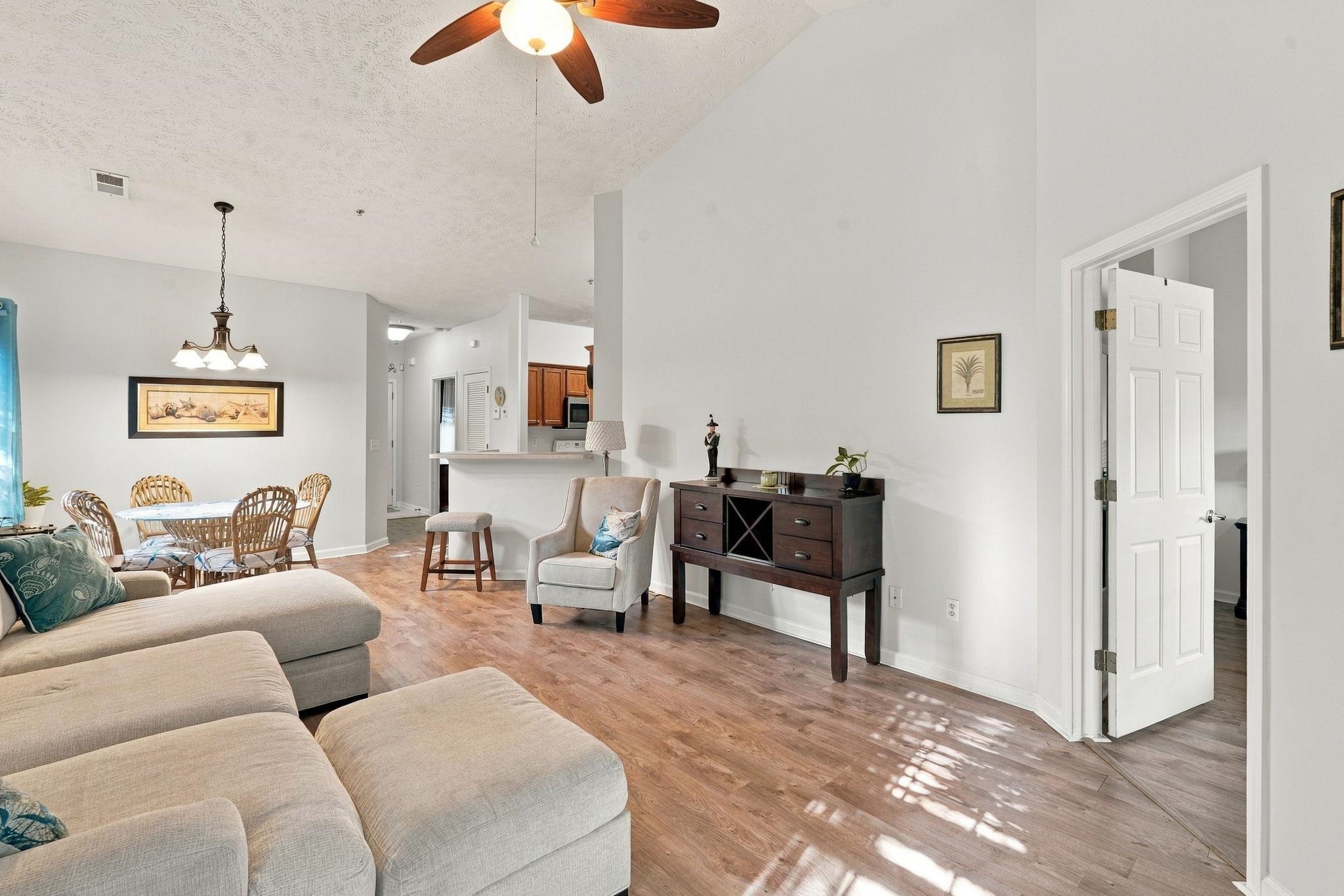 518 34th Ave. N Property Photo 6