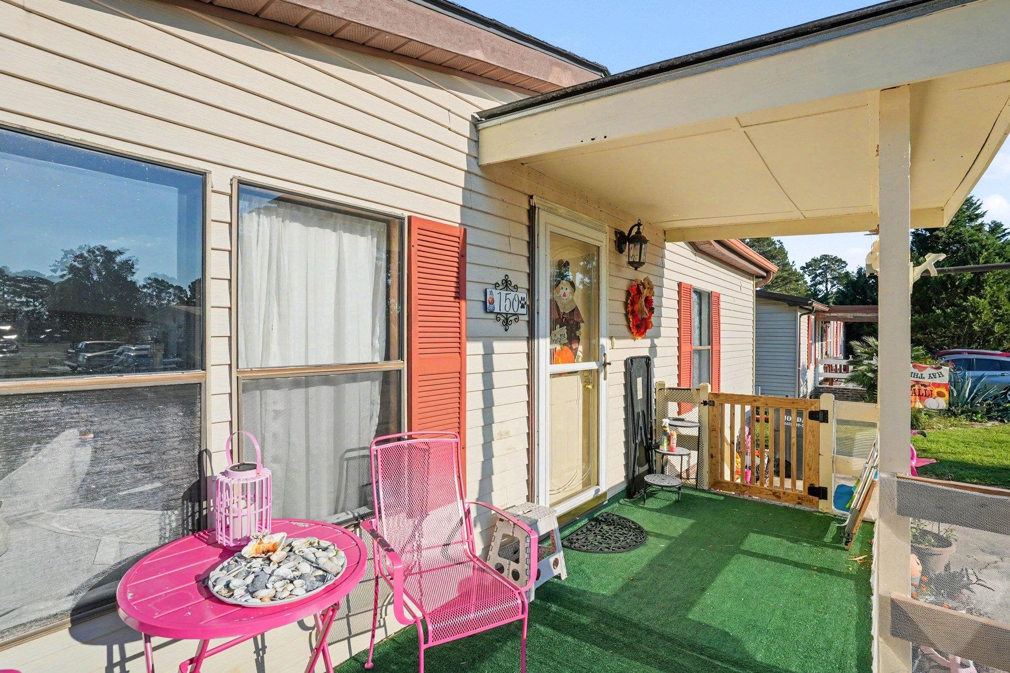 150 Queens Rd. Property Photo 4
