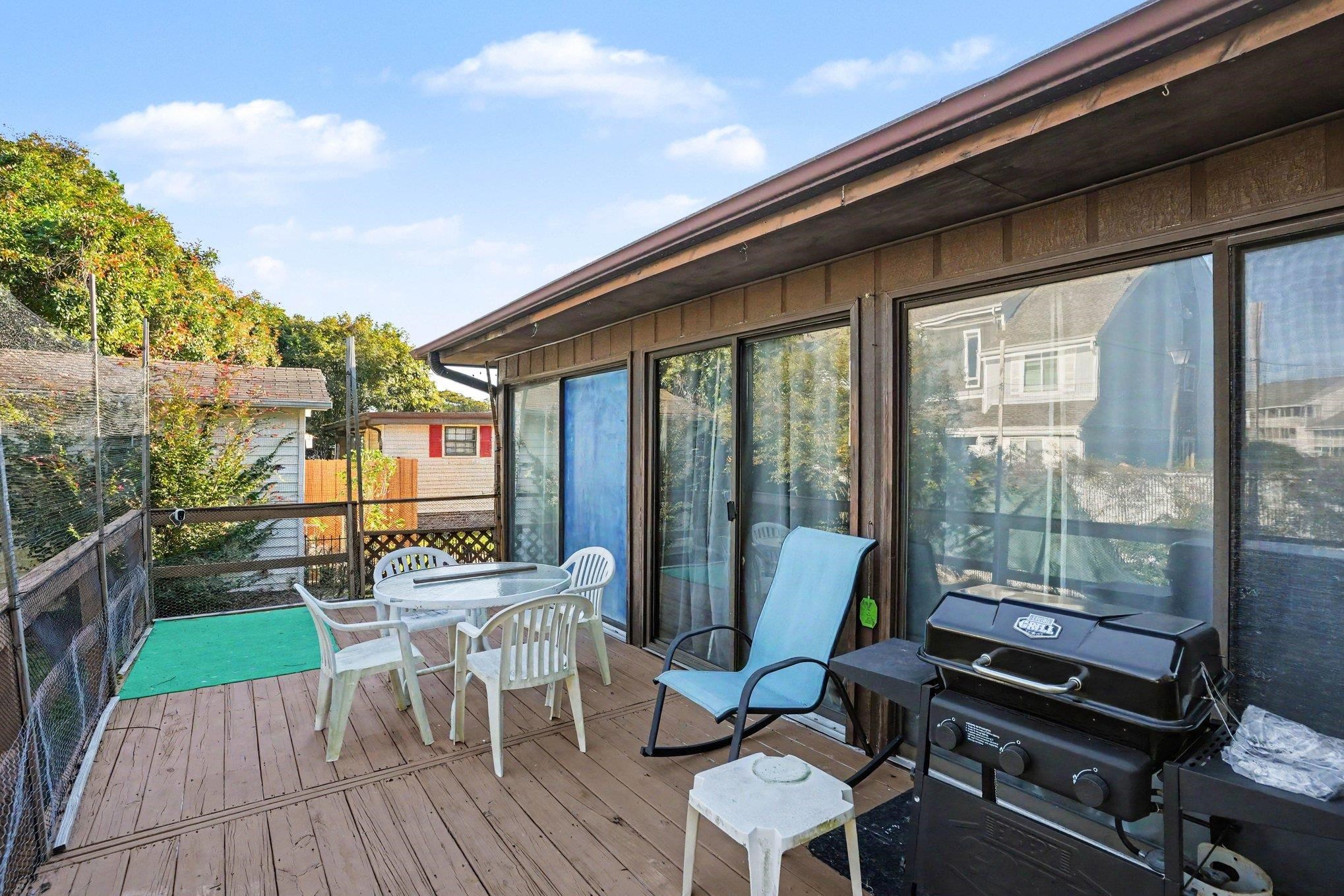 150 Queens Rd. Property Photo 29