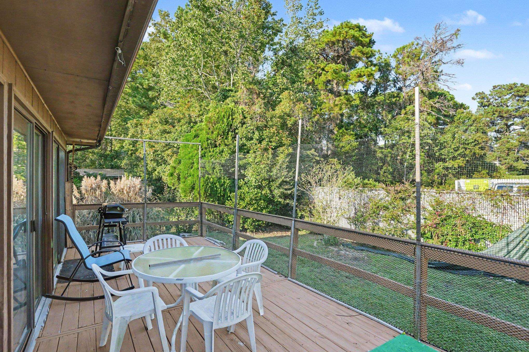 150 Queens Rd. Property Photo 30