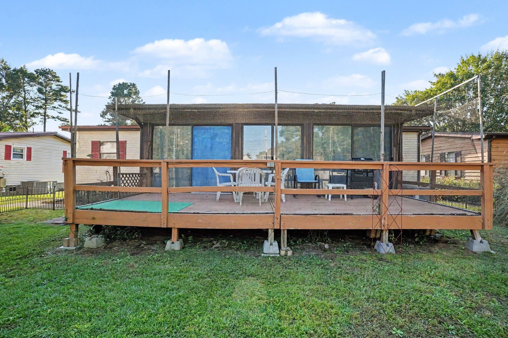 150 Queens Rd. Property Photo 32