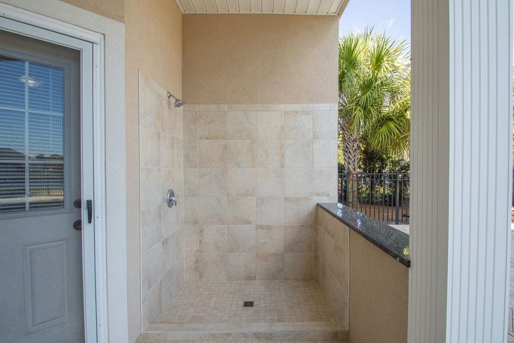 9409 Carrington Dr. Property Photo 64