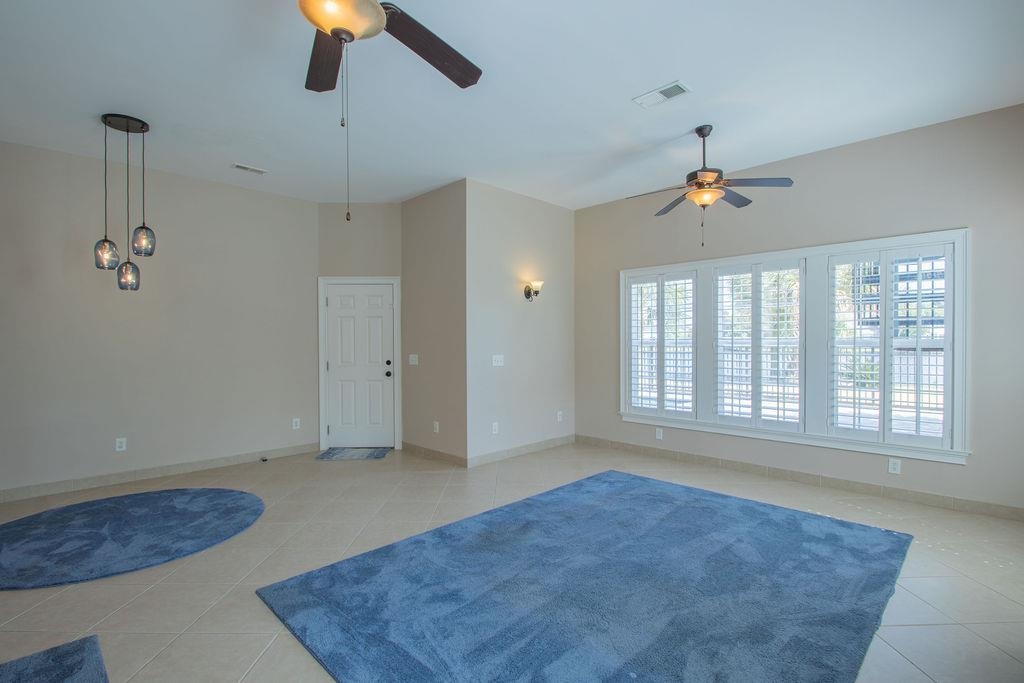 9409 Carrington Dr. Property Photo 68