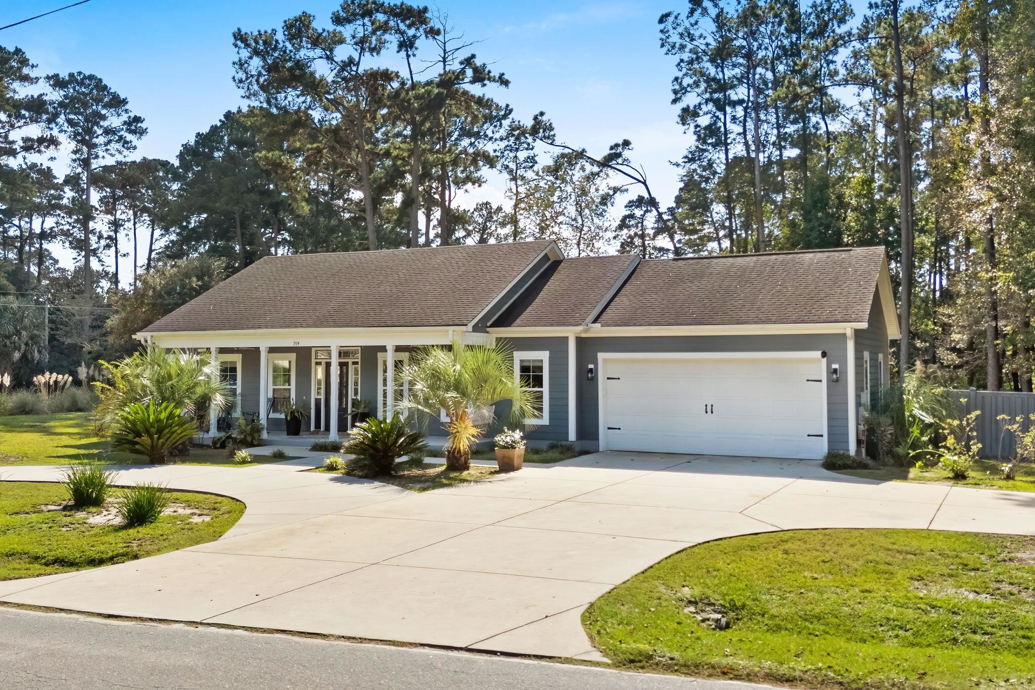 359 Country Club Dr. Property Photo 5