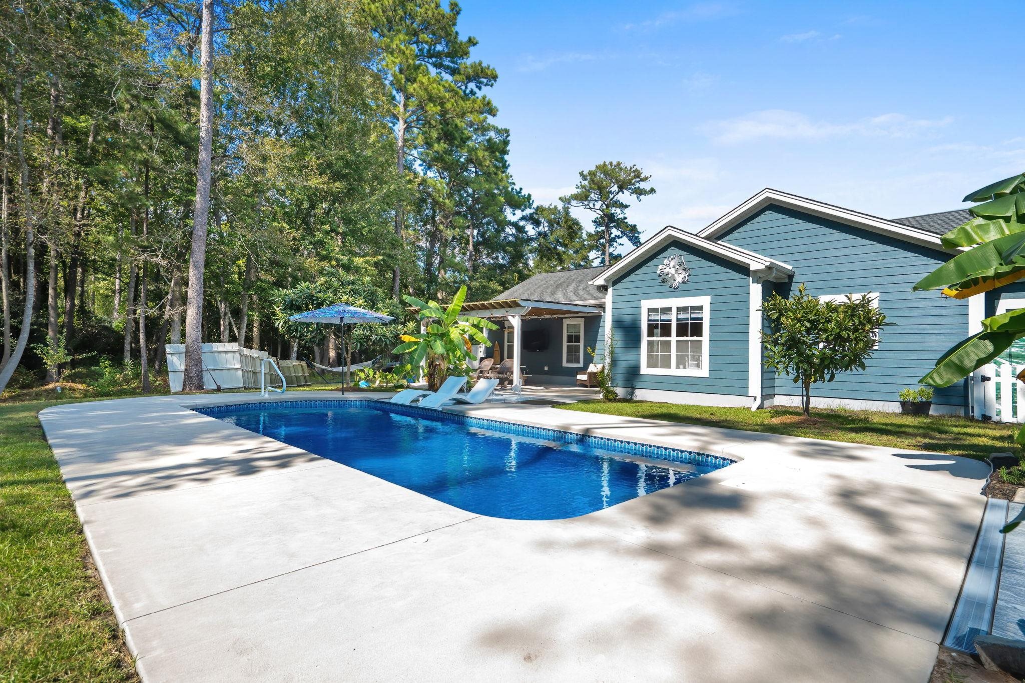 359 Country Club Dr. Property Photo 45