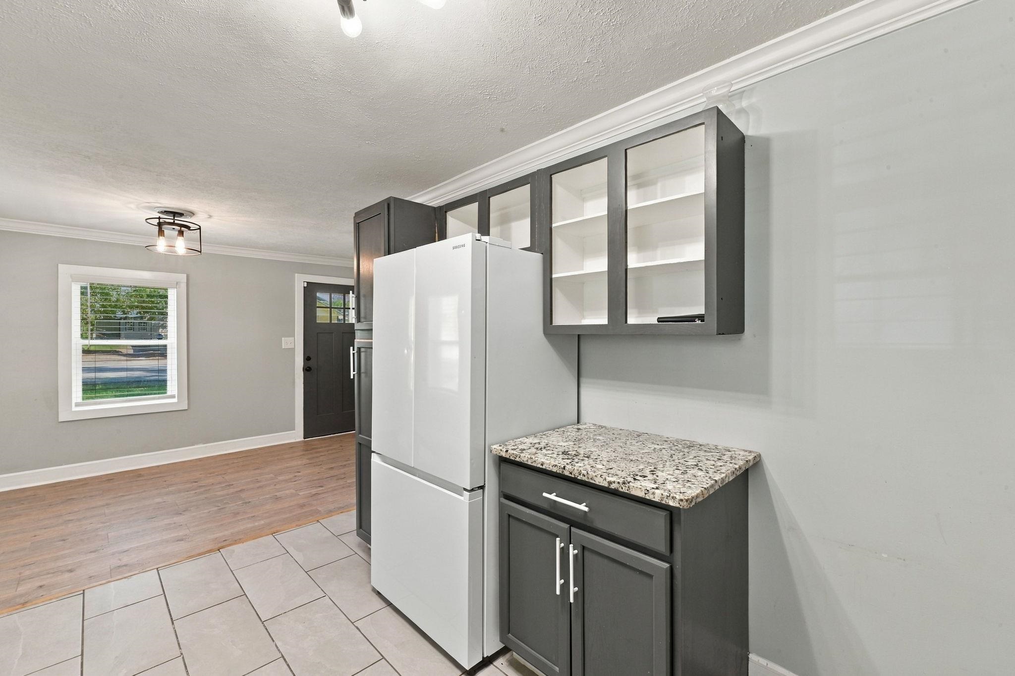 409 Sycamore St. Property Photo 14