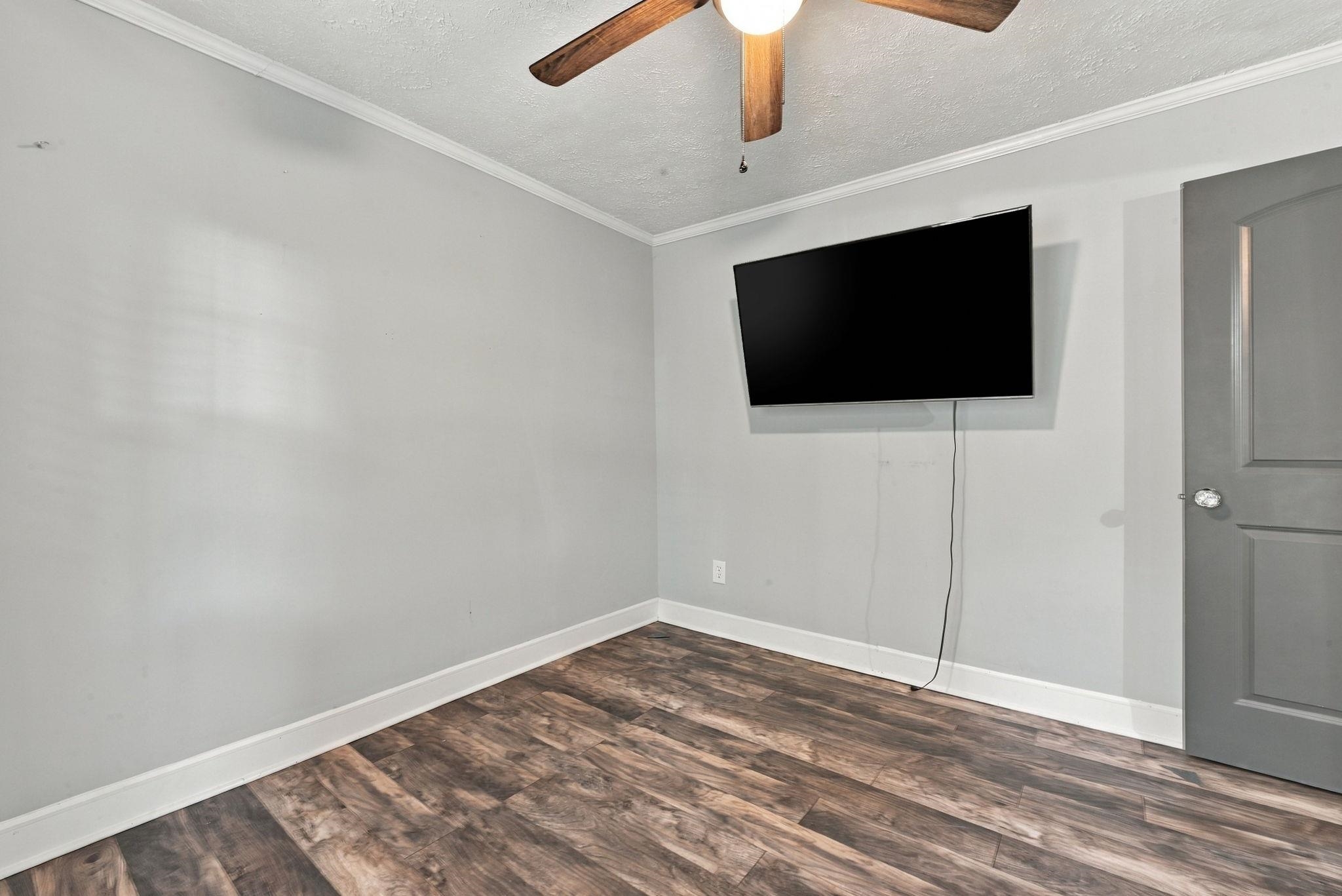 409 Sycamore St. Property Photo 22