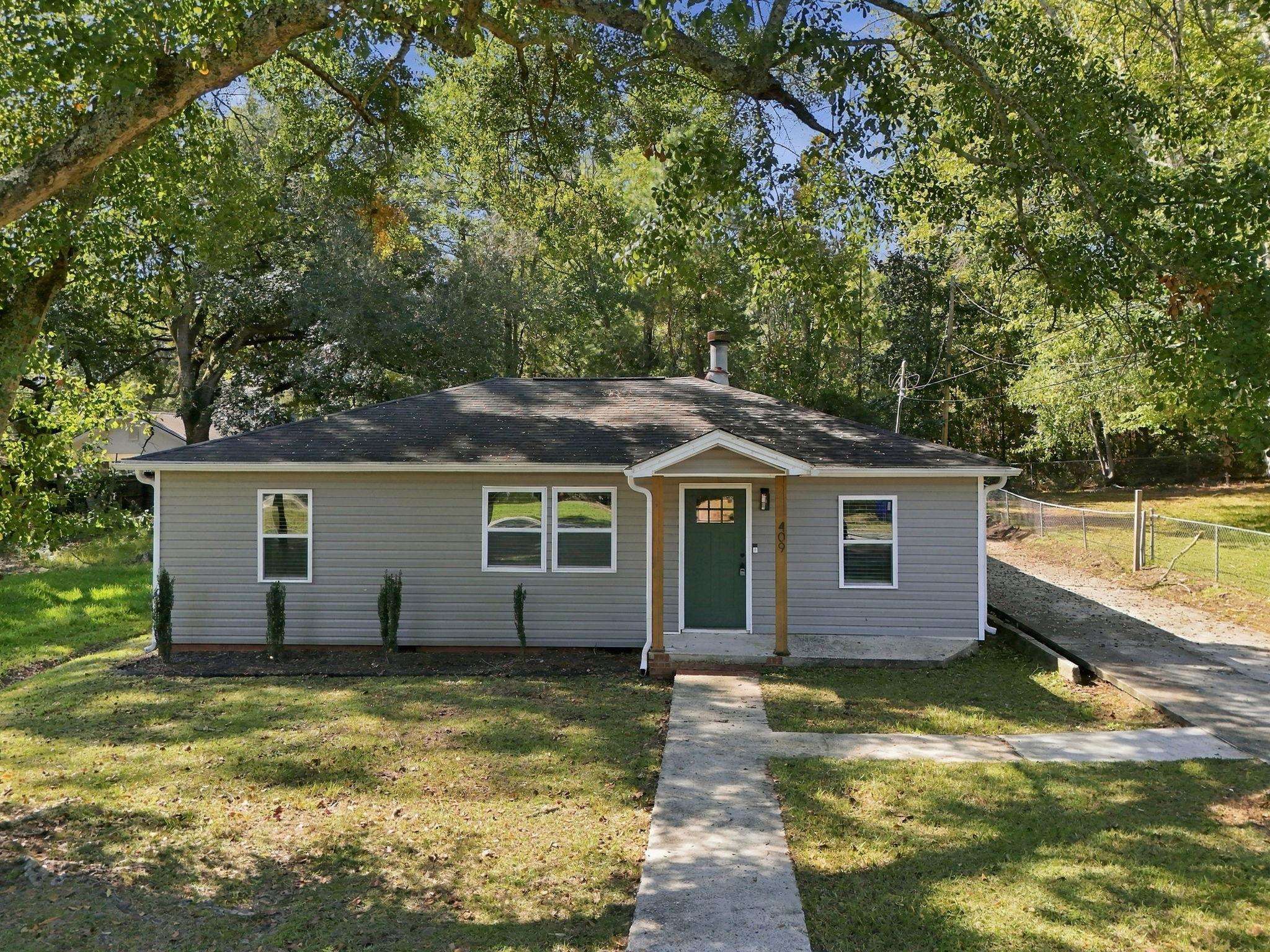 409 Sycamore St. Property Photo 35